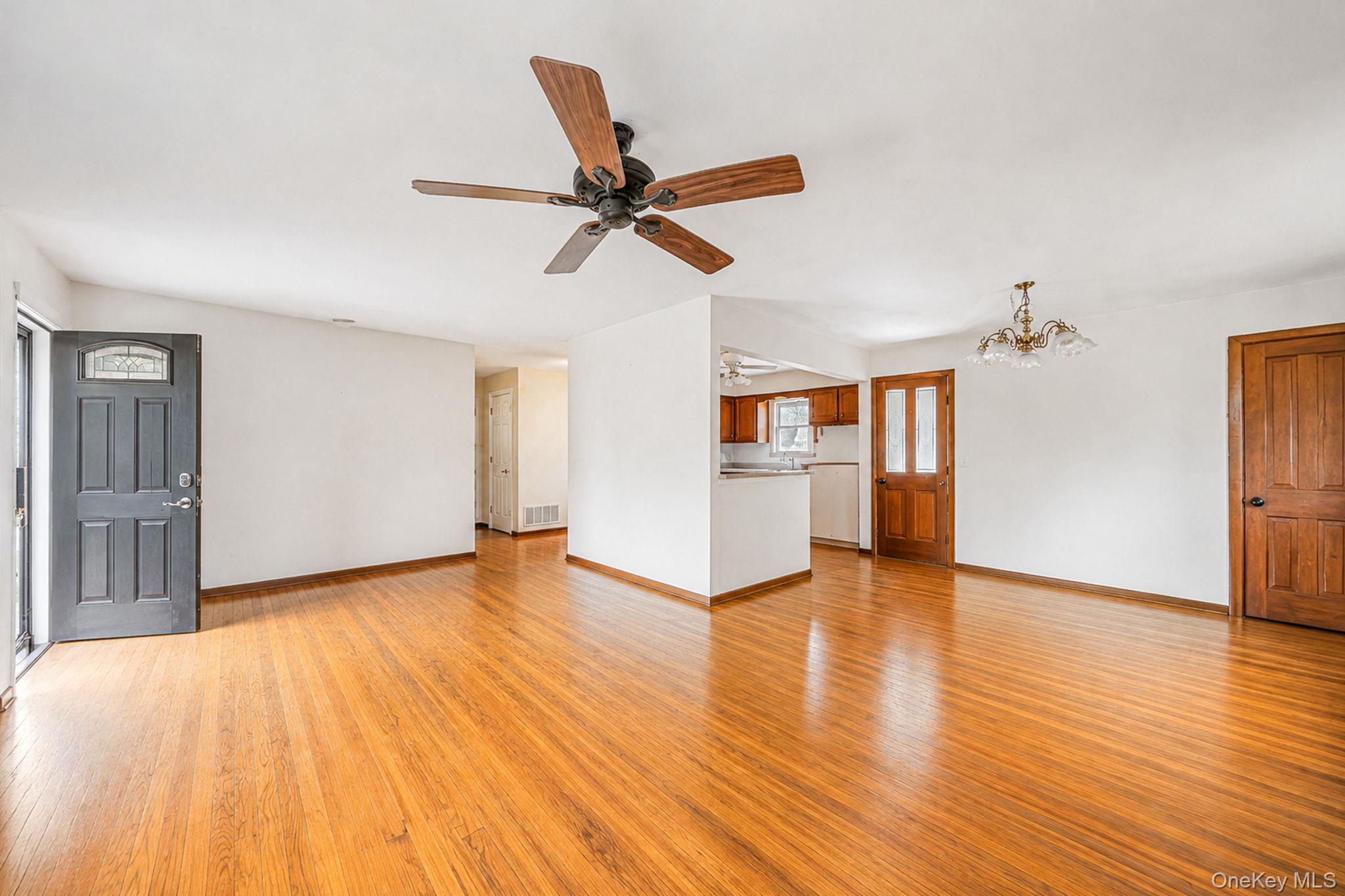 18 Brentwood Avenue – For Sale photo 11