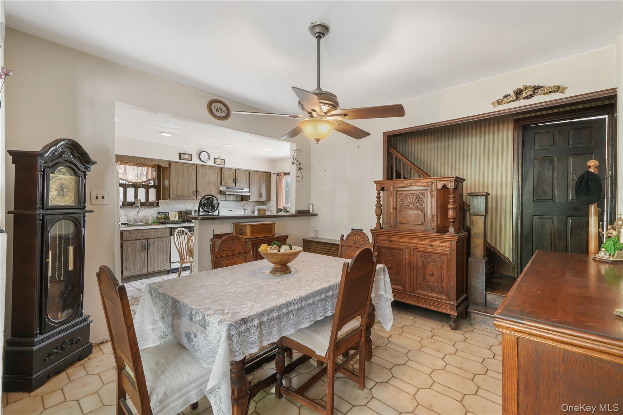 816 Throggs Neck Expressway – For Sale photo 10