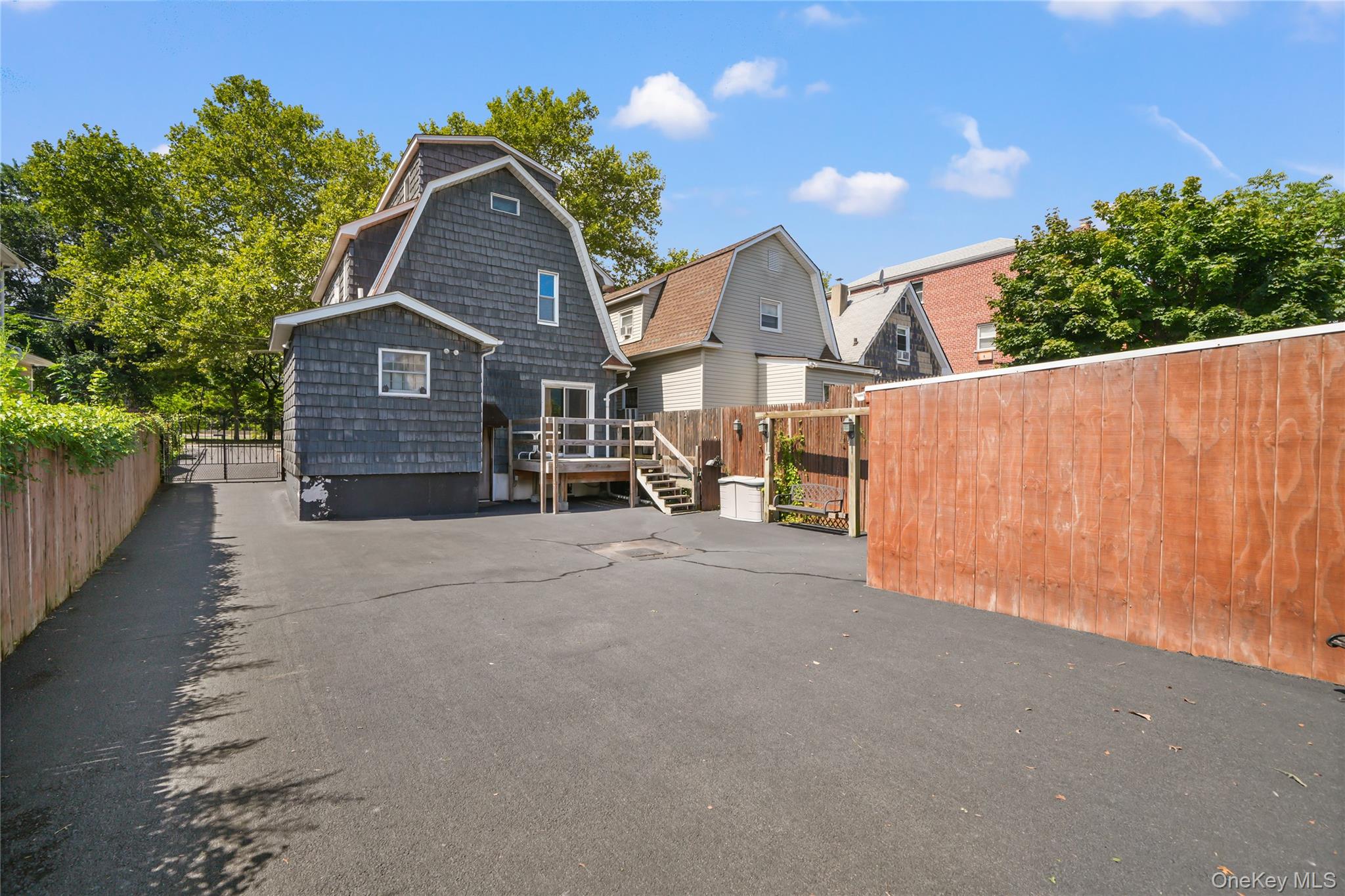 816 Throggs Neck Expressway – For Sale photo 25