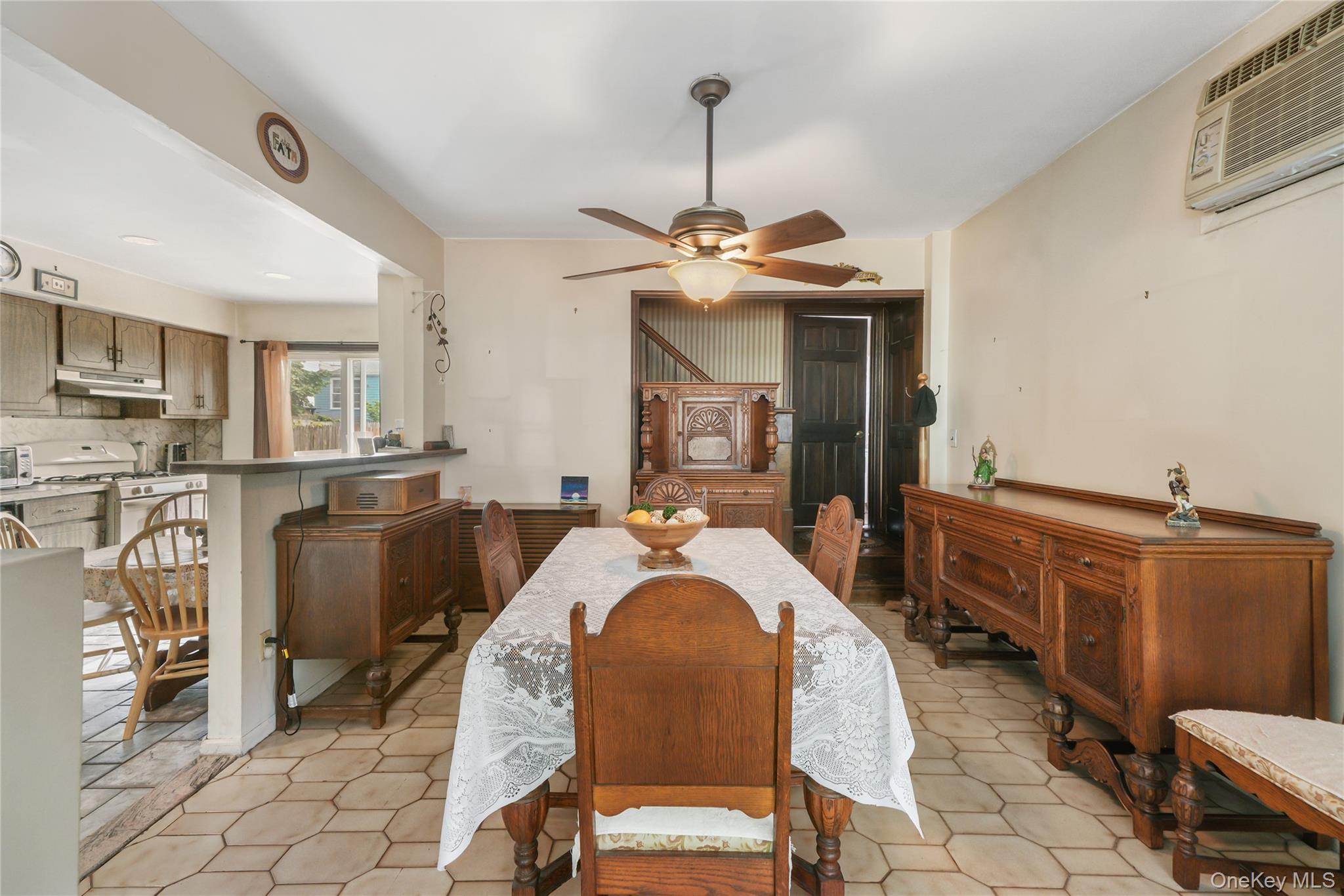816 Throggs Neck Expressway – For Sale photo 11