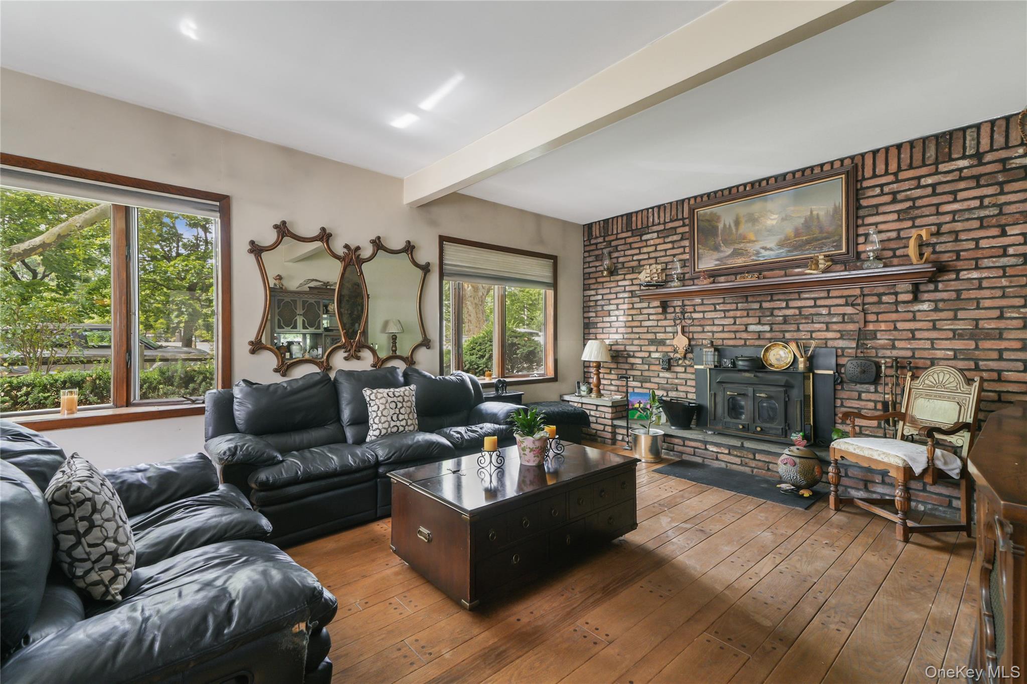 816 Throggs Neck Expressway – For Sale photo 3