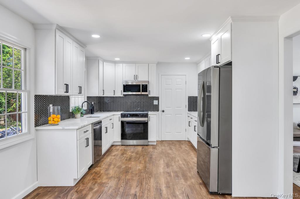 8 Cynthia Lane – For Sale photo 11
