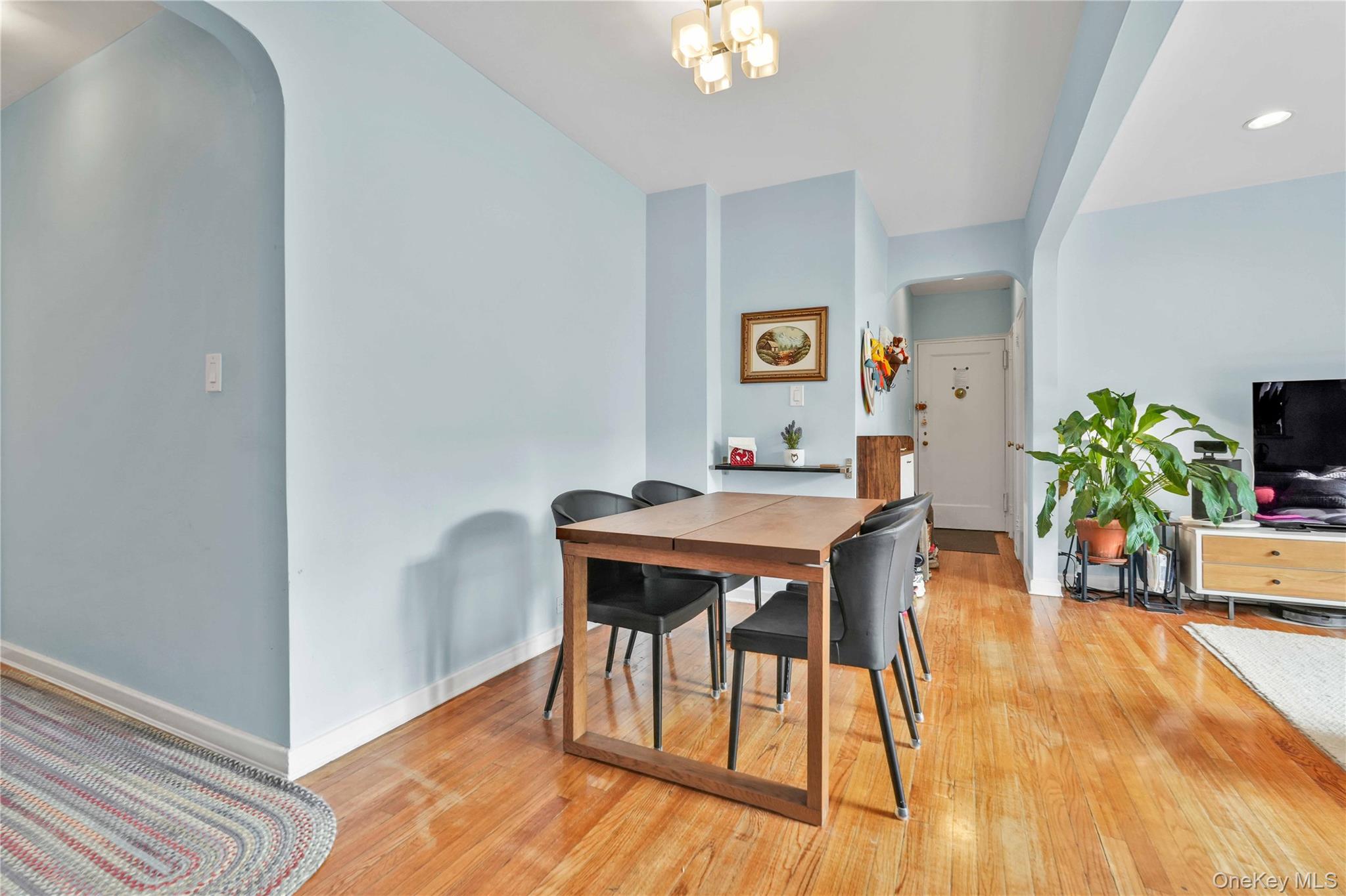 67-35 Yellowstone Boulevard, Unit 4P photo 10