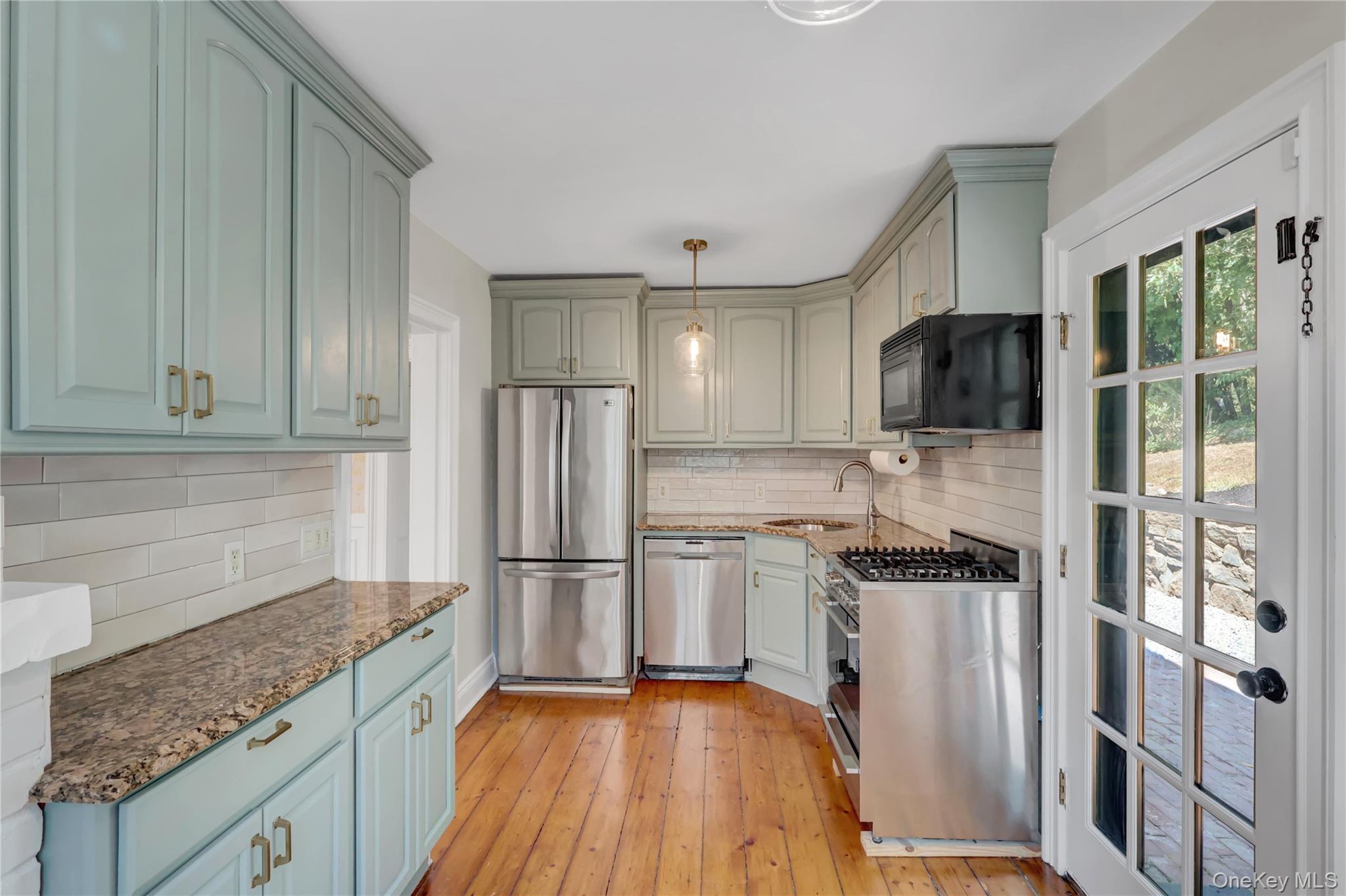 324 Woodbine Avenue – For Rent photo 20