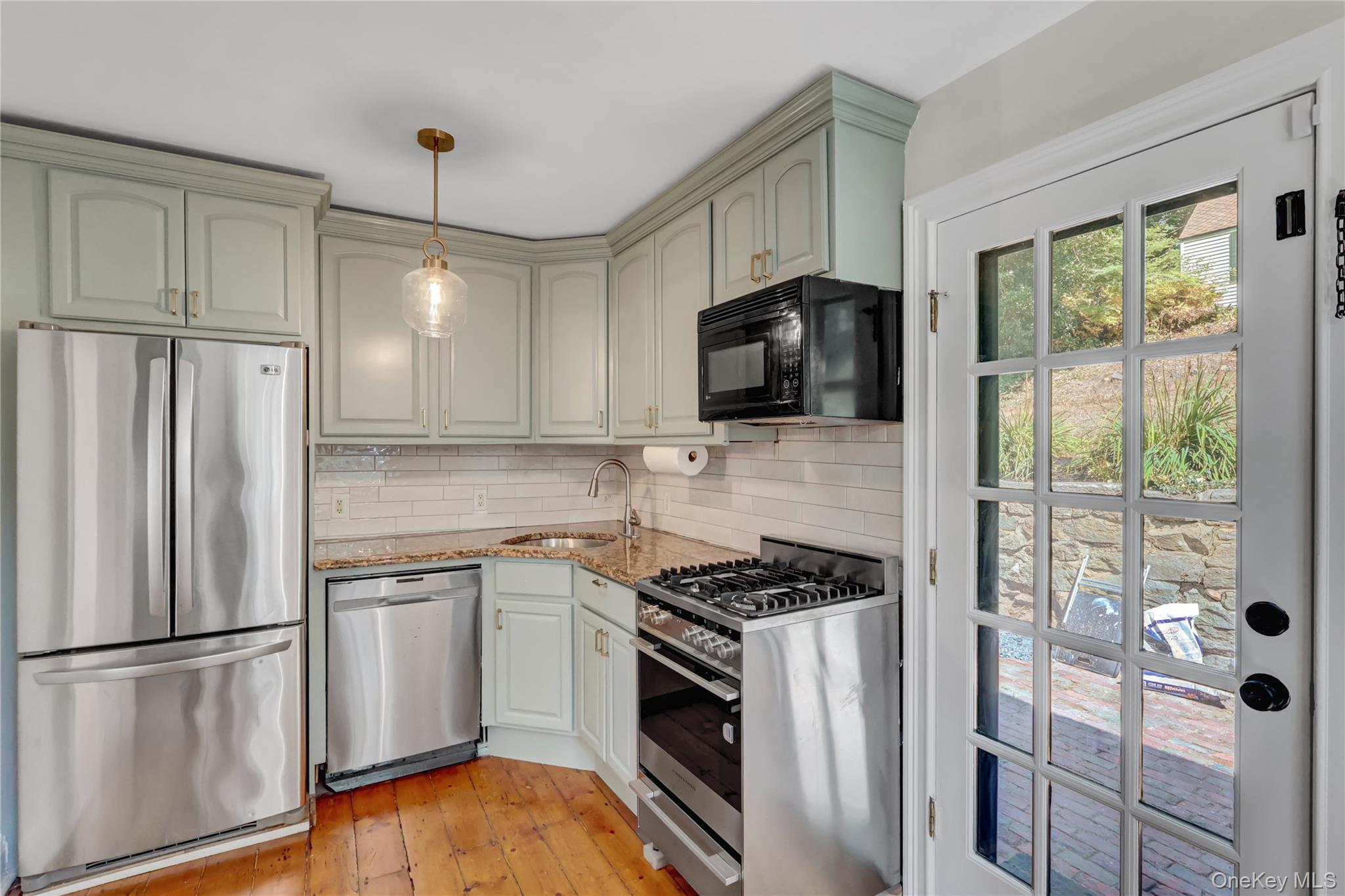 324 Woodbine Avenue – For Rent photo 21