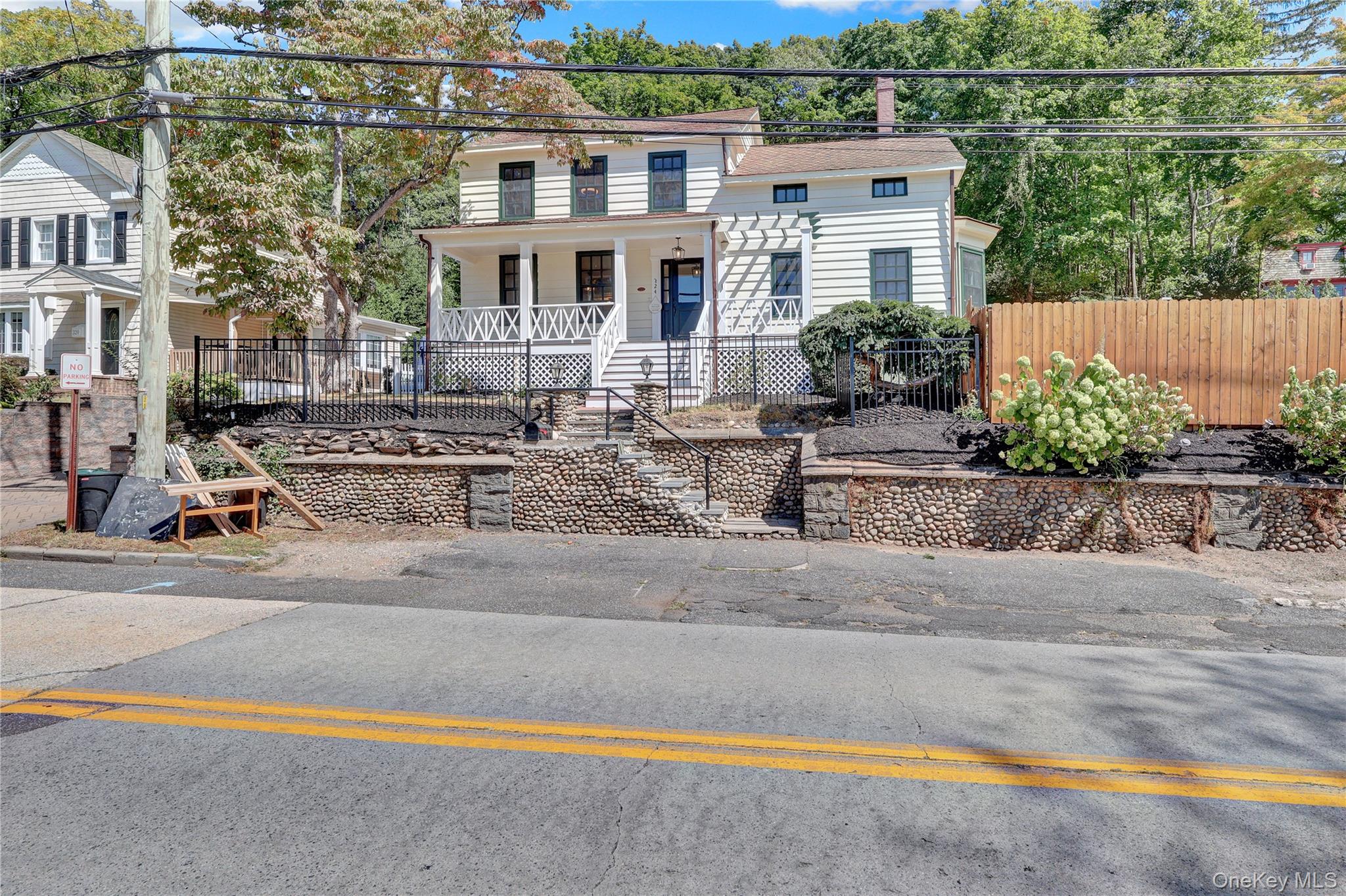 324 Woodbine Avenue – For Rent photo 5