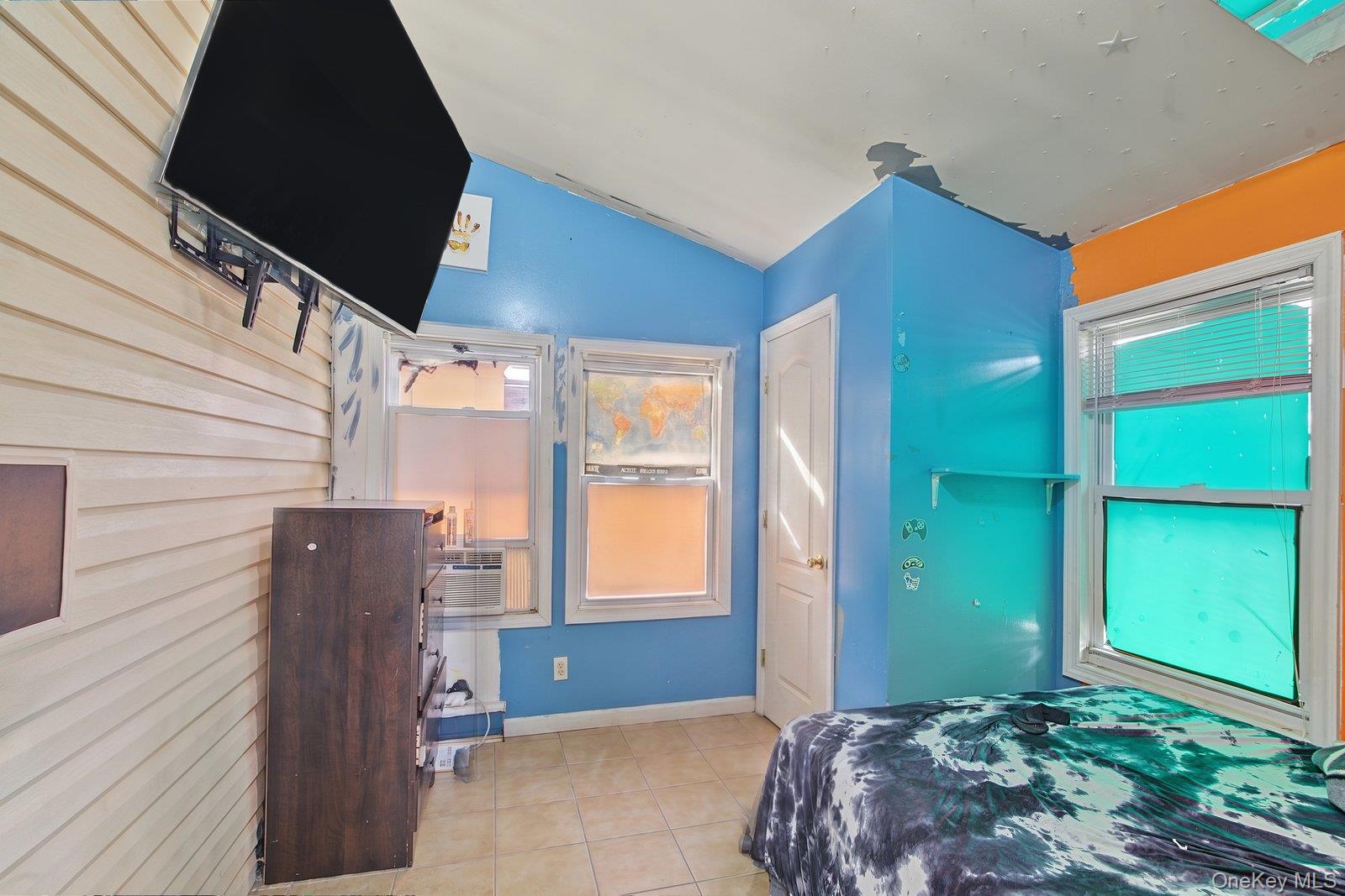 240 28th Street – For Sale photo 11