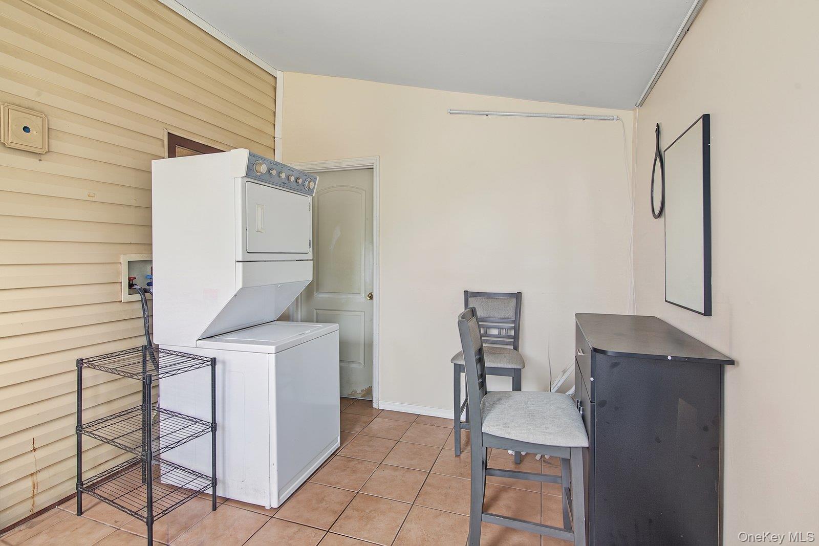 240 28th Street – For Sale photo 10