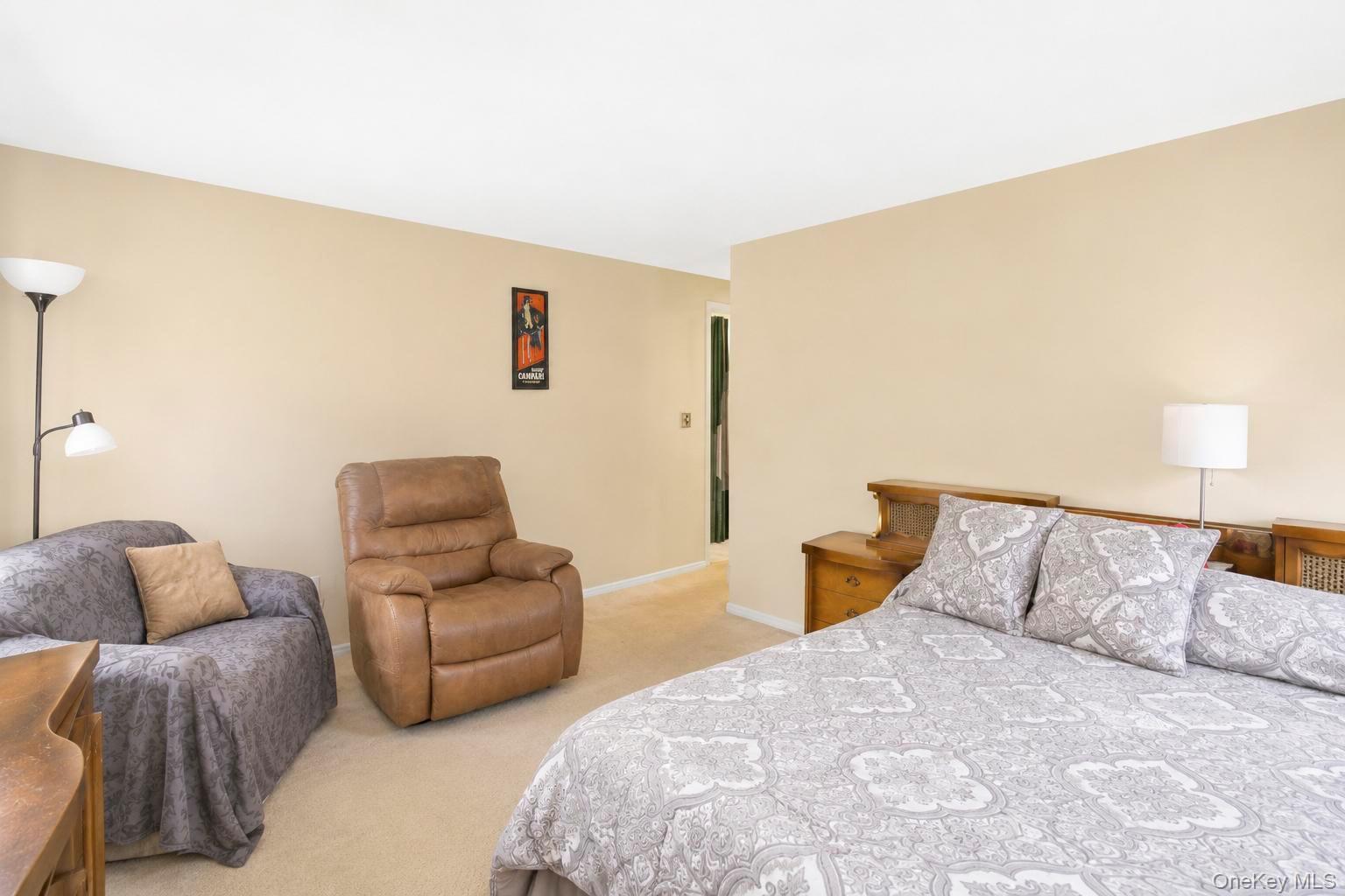 38 Imperial Drive – For Sale photo 24