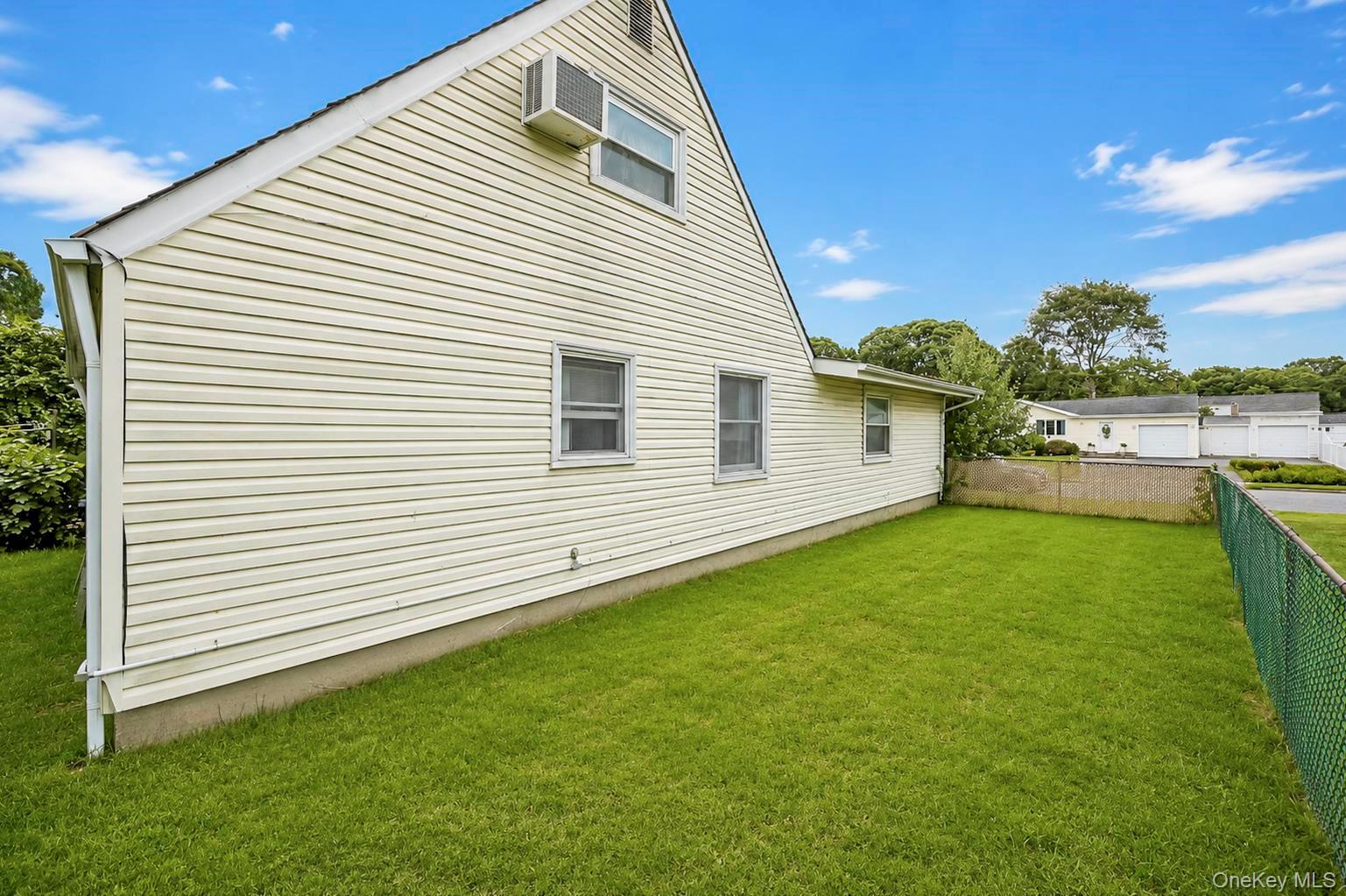 38 Imperial Drive – For Sale photo 45