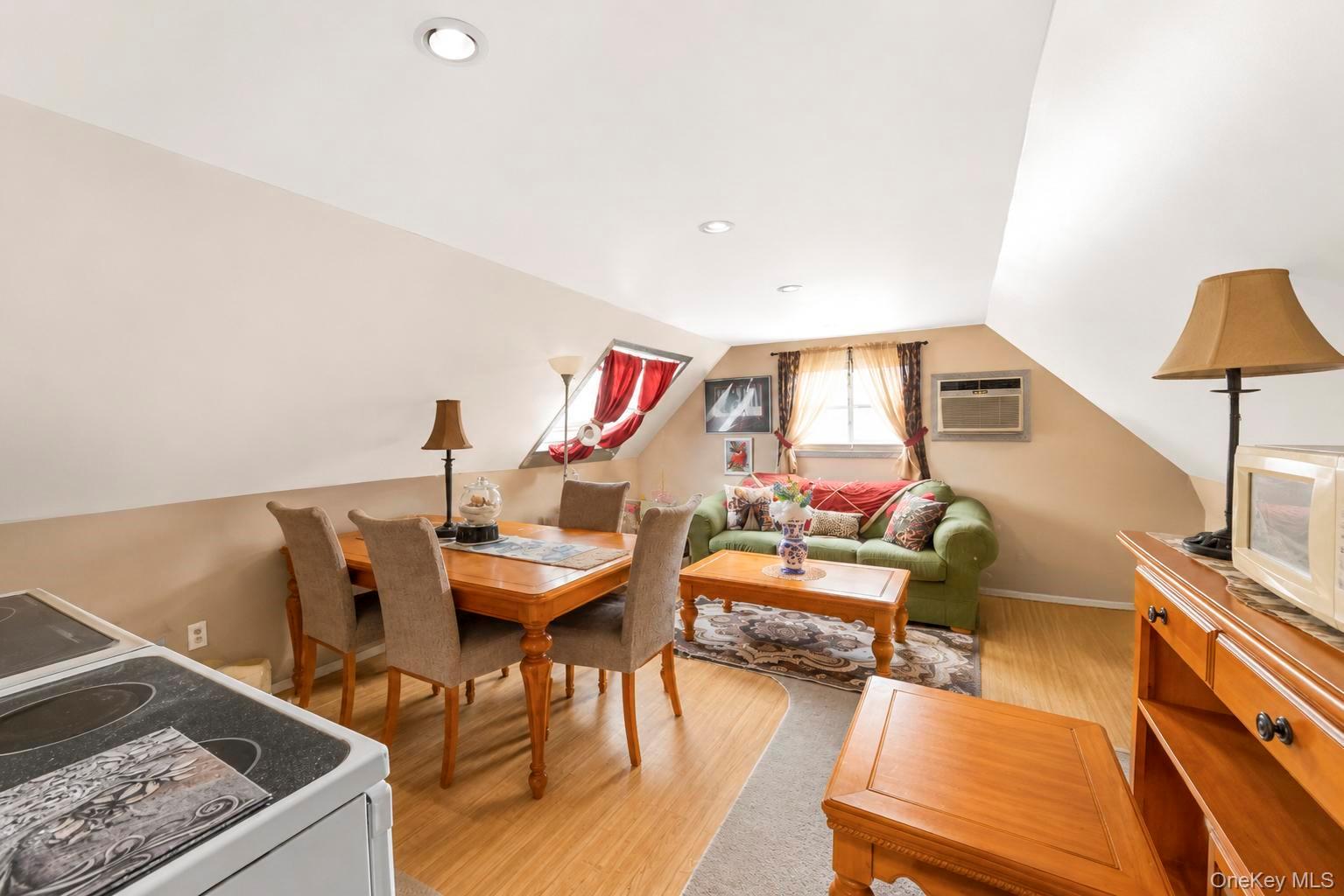 38 Imperial Drive – For Sale photo 29