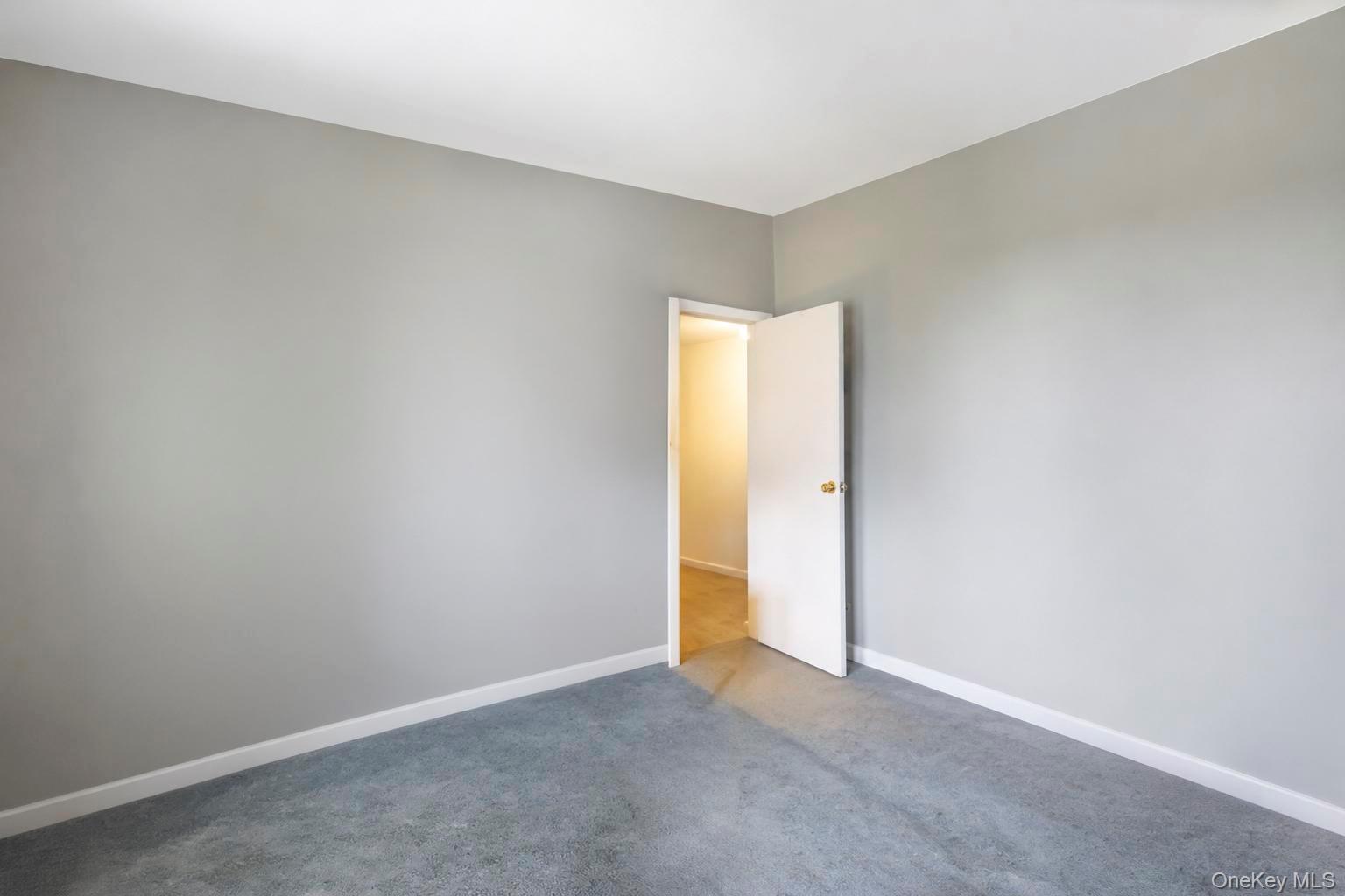 38 Imperial Drive – For Sale photo 27
