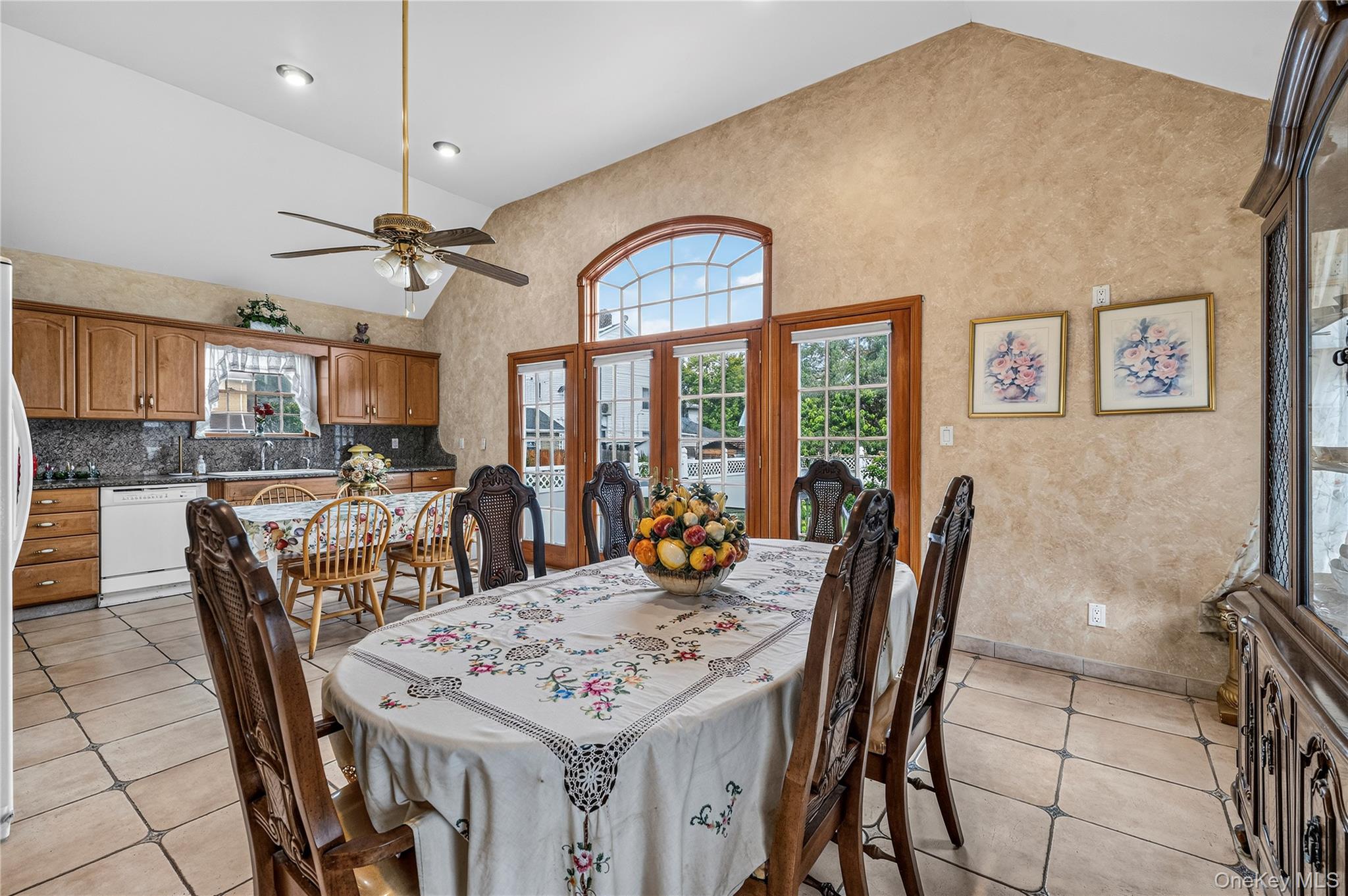 214 Avery Place – For Sale photo 8