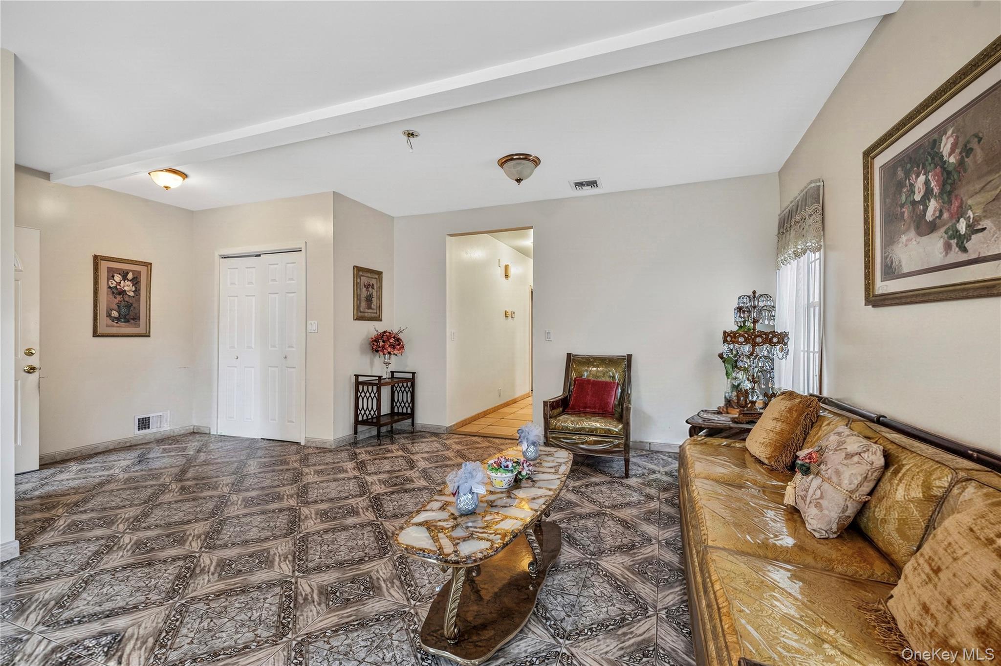 214 Avery Place – For Sale photo 5
