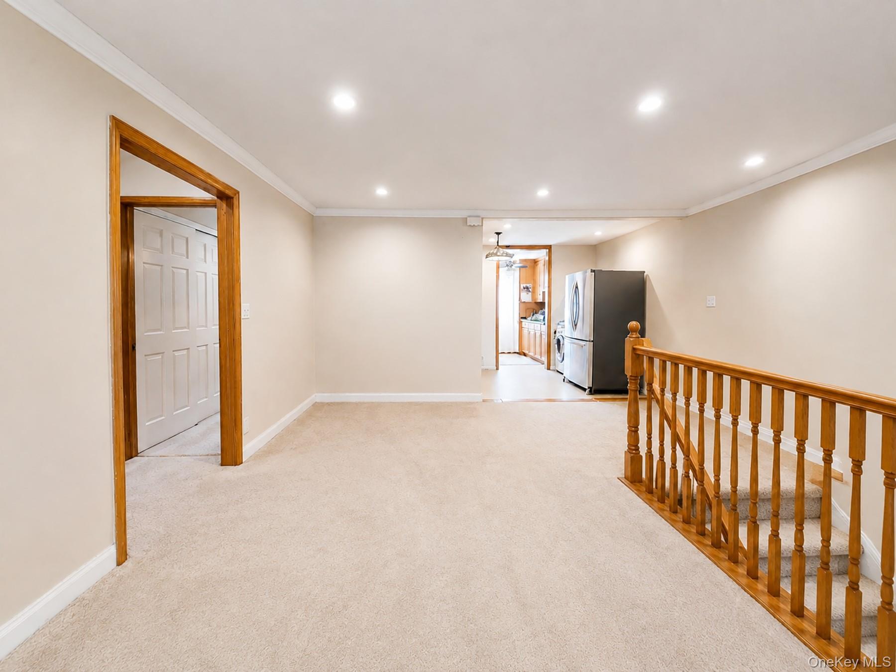 229-28 Kingsbury Avenue, Unit B photo 9