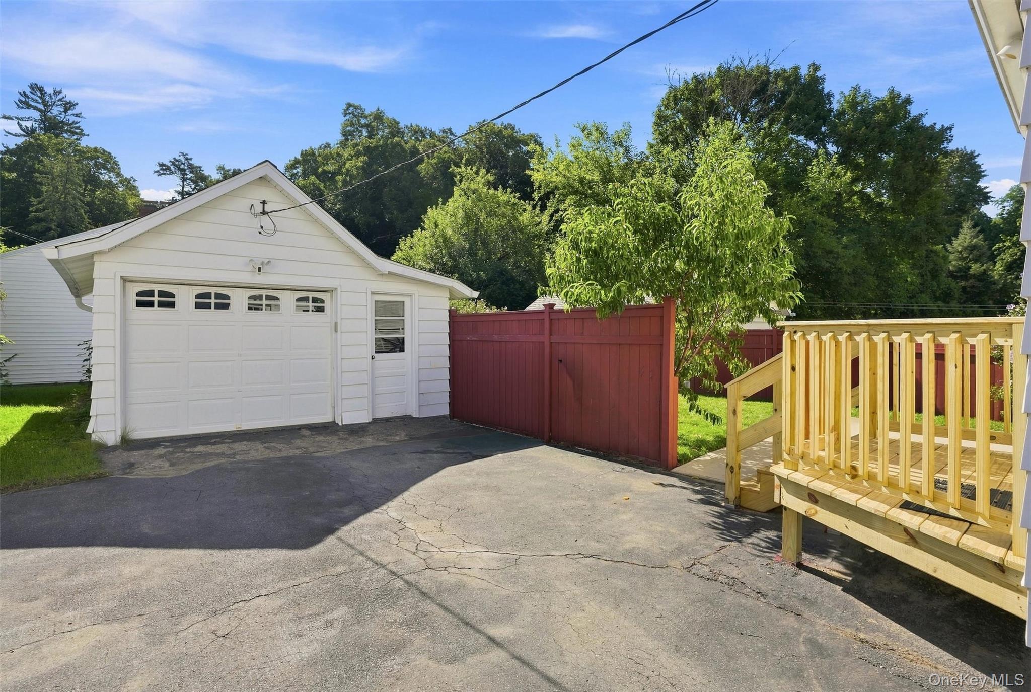 116 Andrew Street – For Sale photo 2