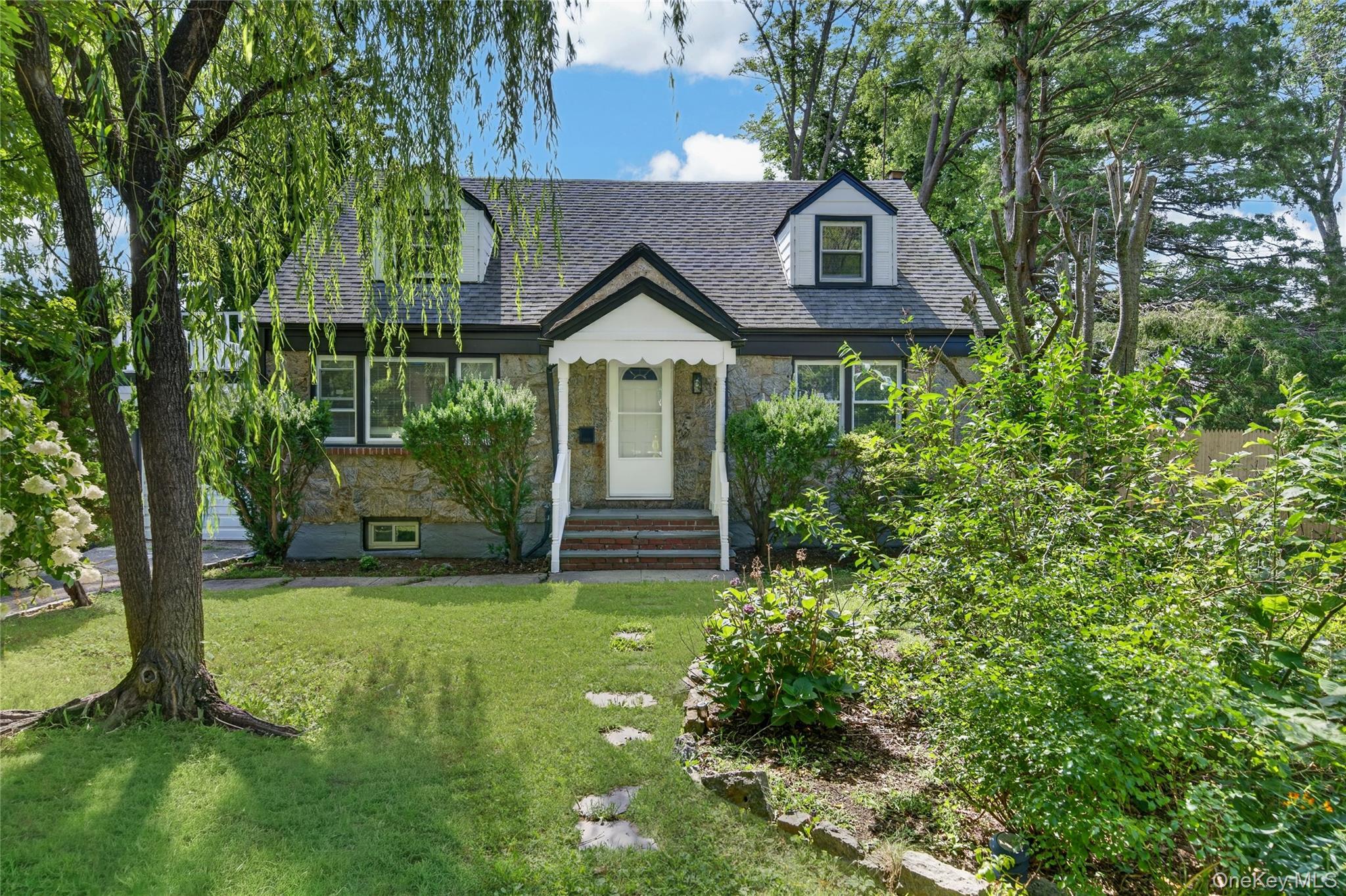 343 Sylvan Lane – For Sale