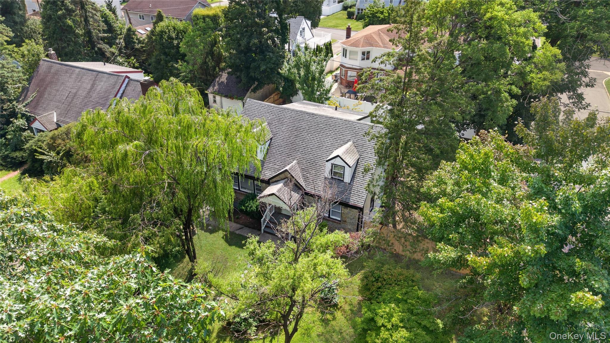 343 Sylvan Lane – For Sale photo 31