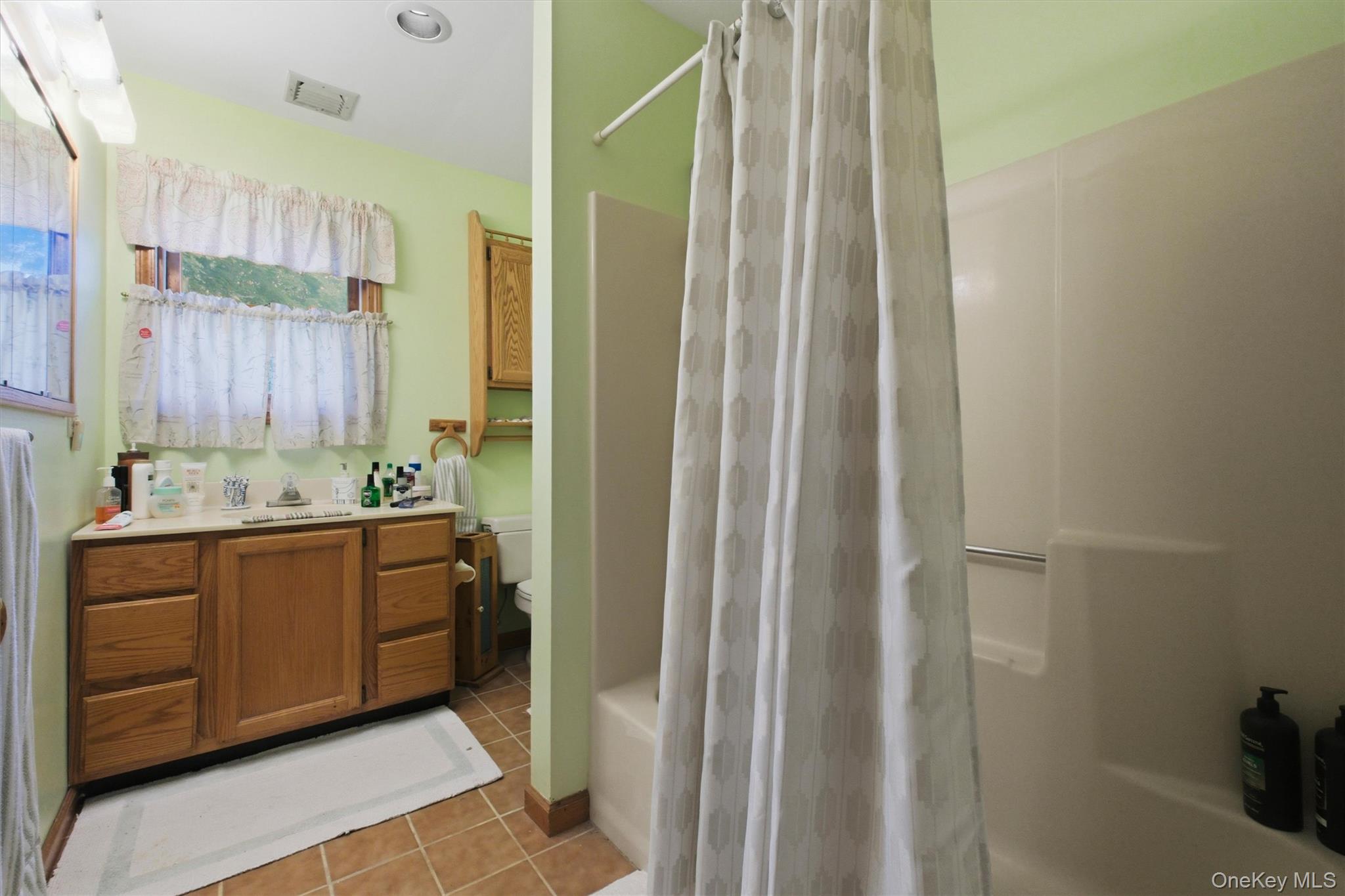 4 Chaucer Road – For Sale photo 32