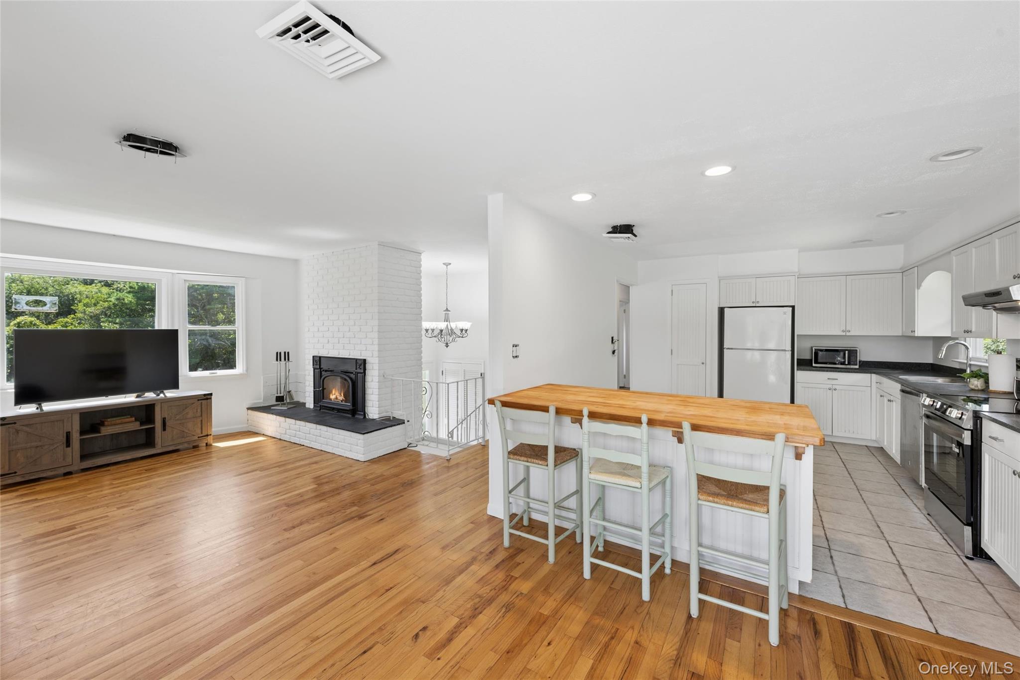 84 N Surfside Avenue – For Sale photo 6