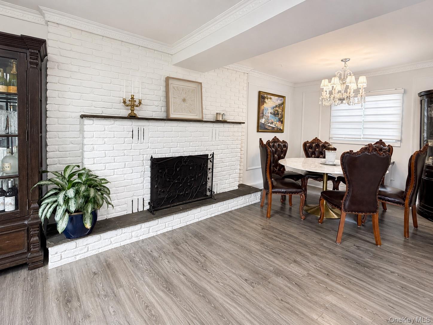 25 Charter Avenue – For Sale photo 18