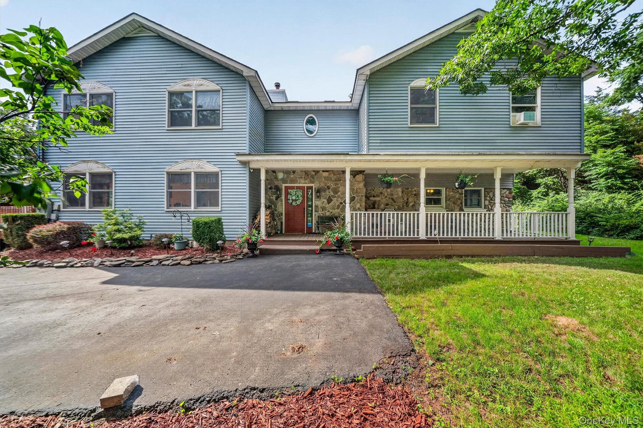 65 Oxford Springs Road – For Sale