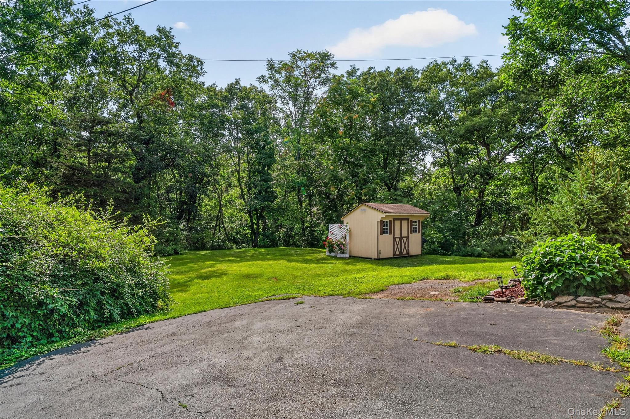 65 Oxford Springs Road – For Sale photo 31
