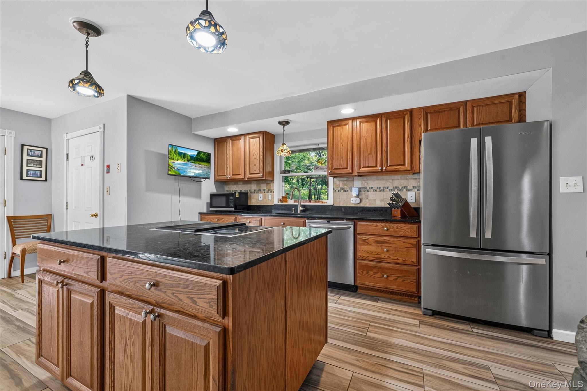 65 Oxford Springs Road – For Sale photo 10