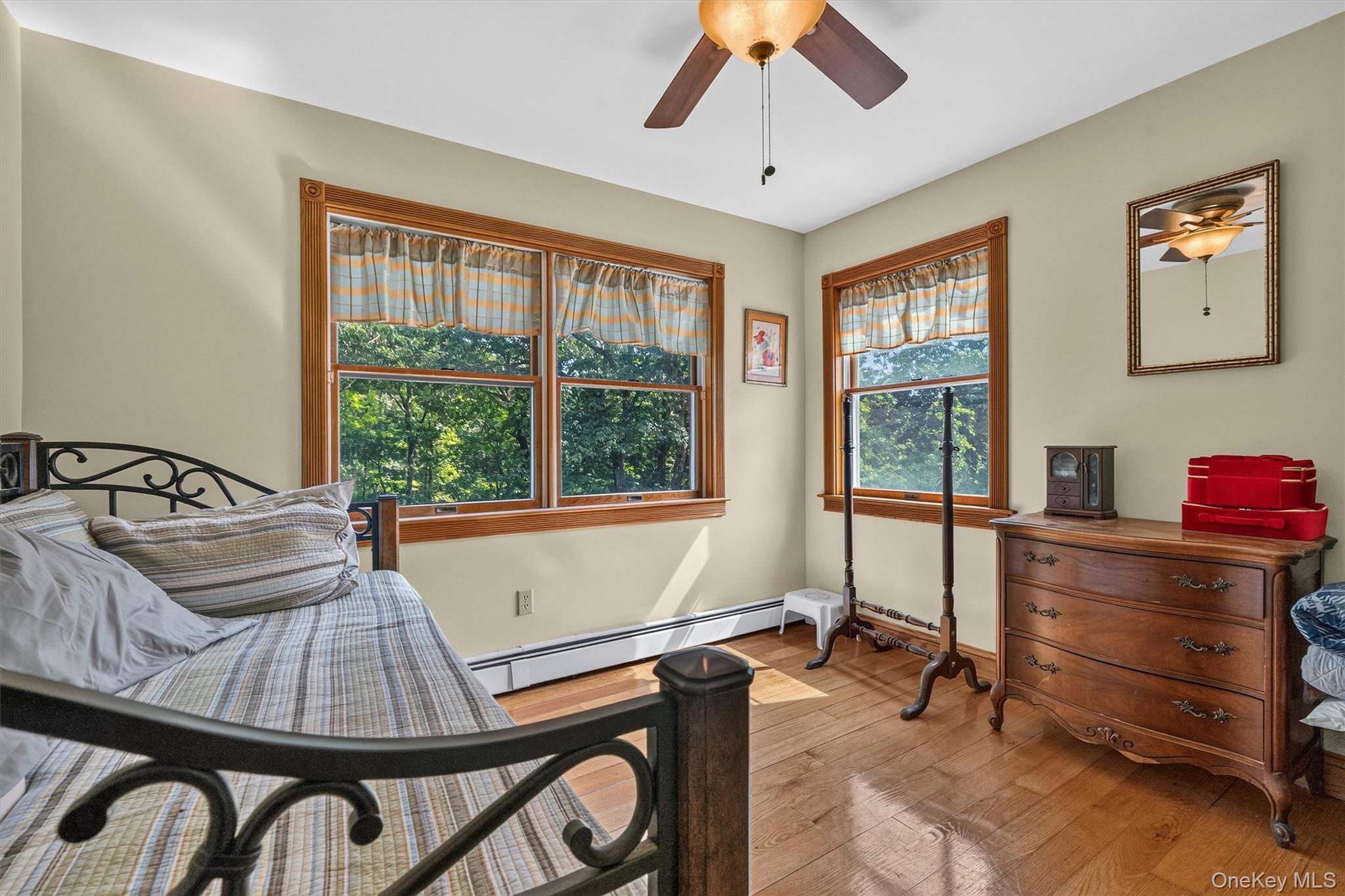 65 Oxford Springs Road – For Sale photo 21