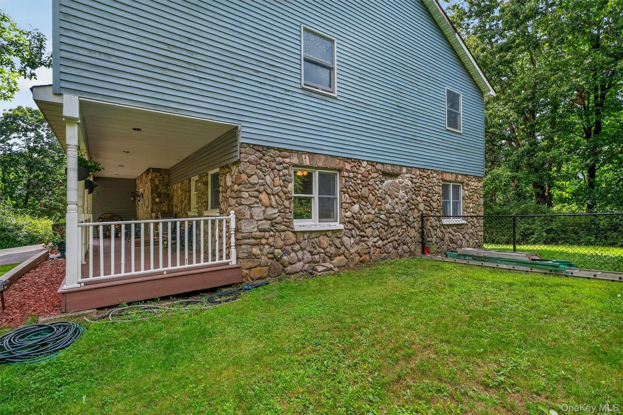 65 Oxford Springs Road – For Sale photo 29