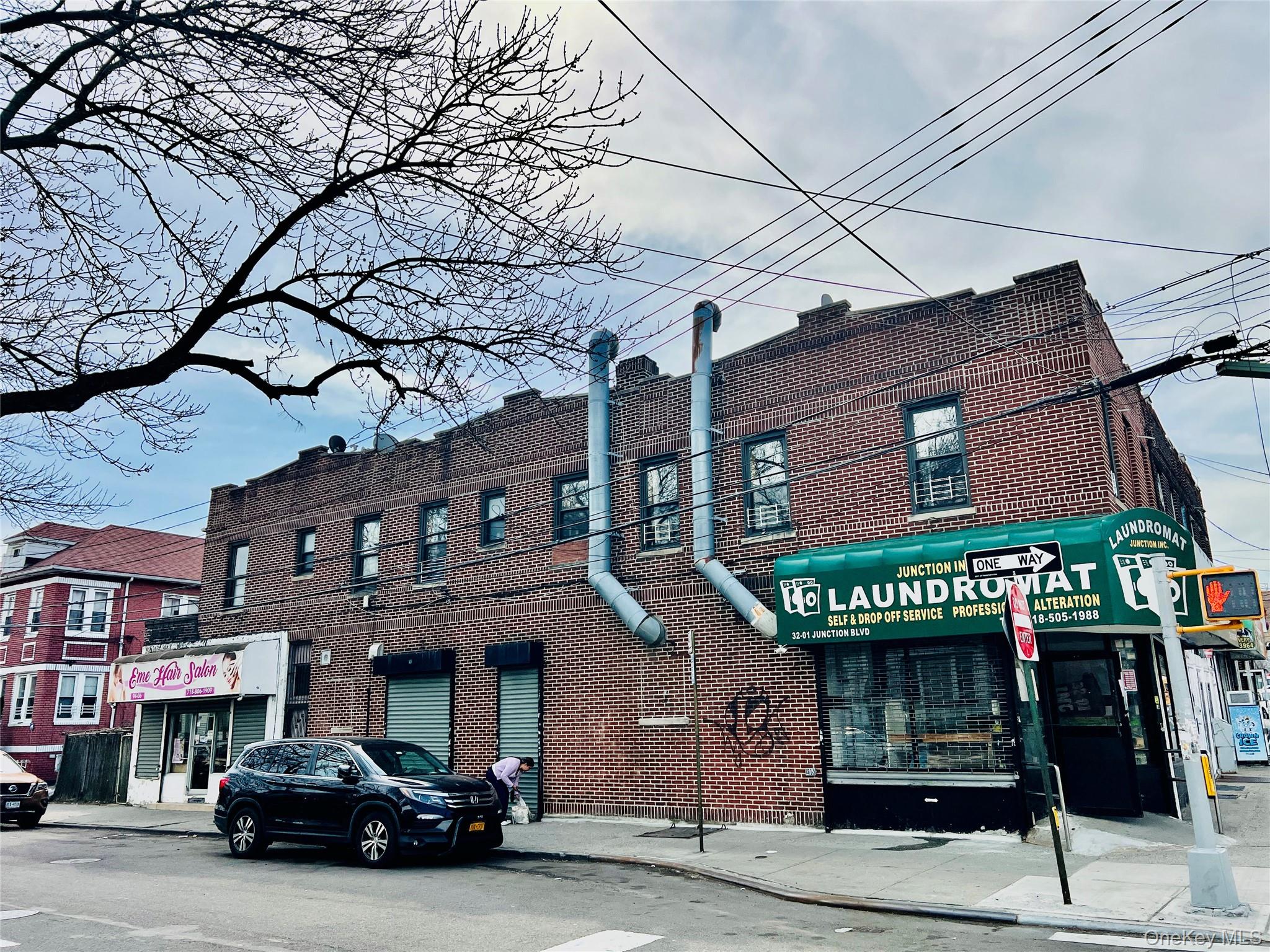 32-01 Junction – For Sale