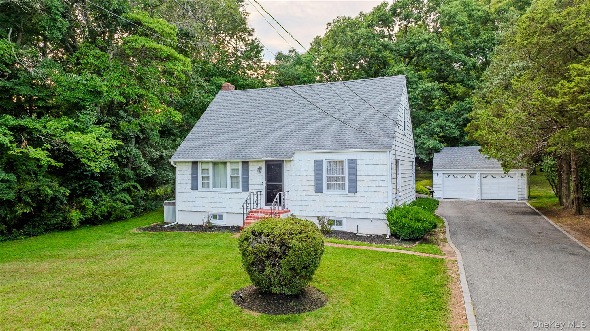 99 Warner Road – For Sale photo 2