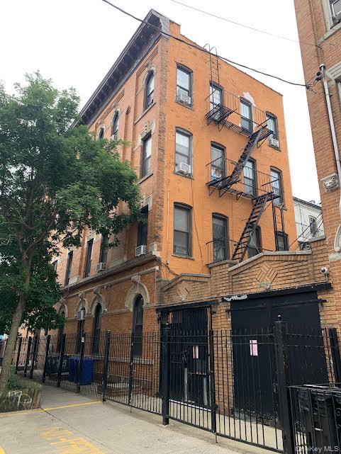 83 Irving Avenue – For Sale photo 3