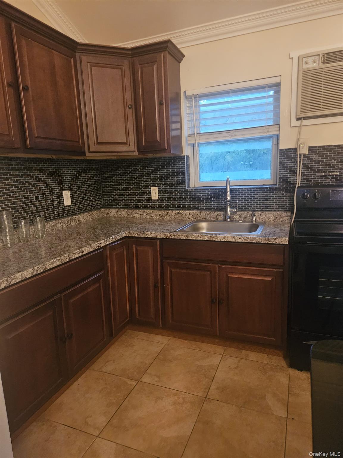 47 W Lakeland Street, Unit 2