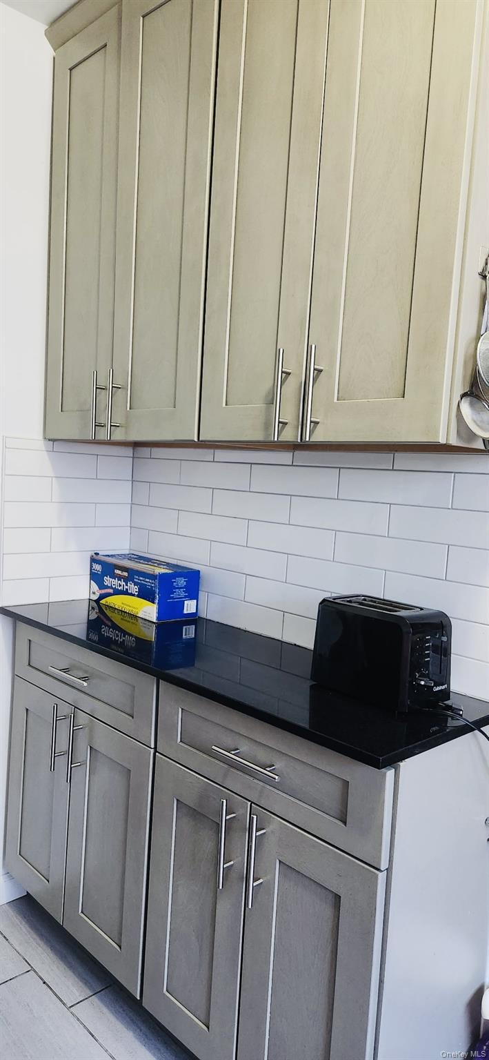 89-15 Parsons Boulevard, Unit 9N photo 5
