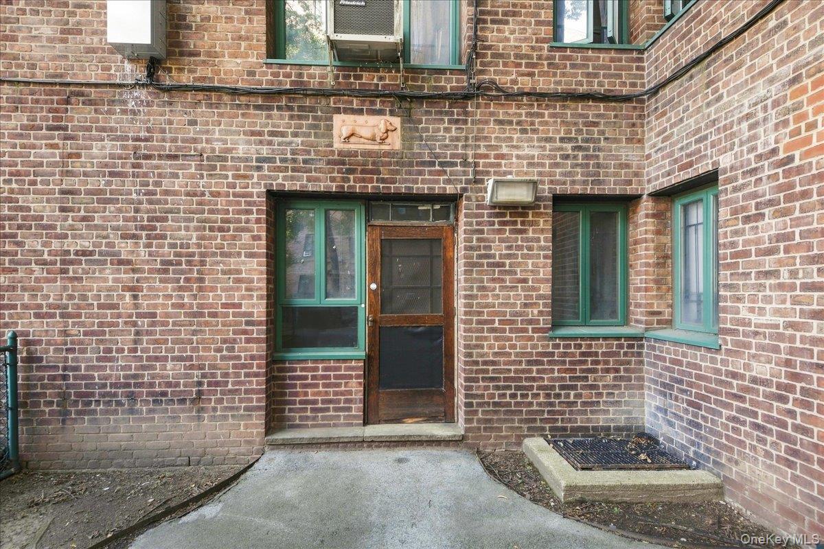 1589 Unionport Road, Unit ME photo 14