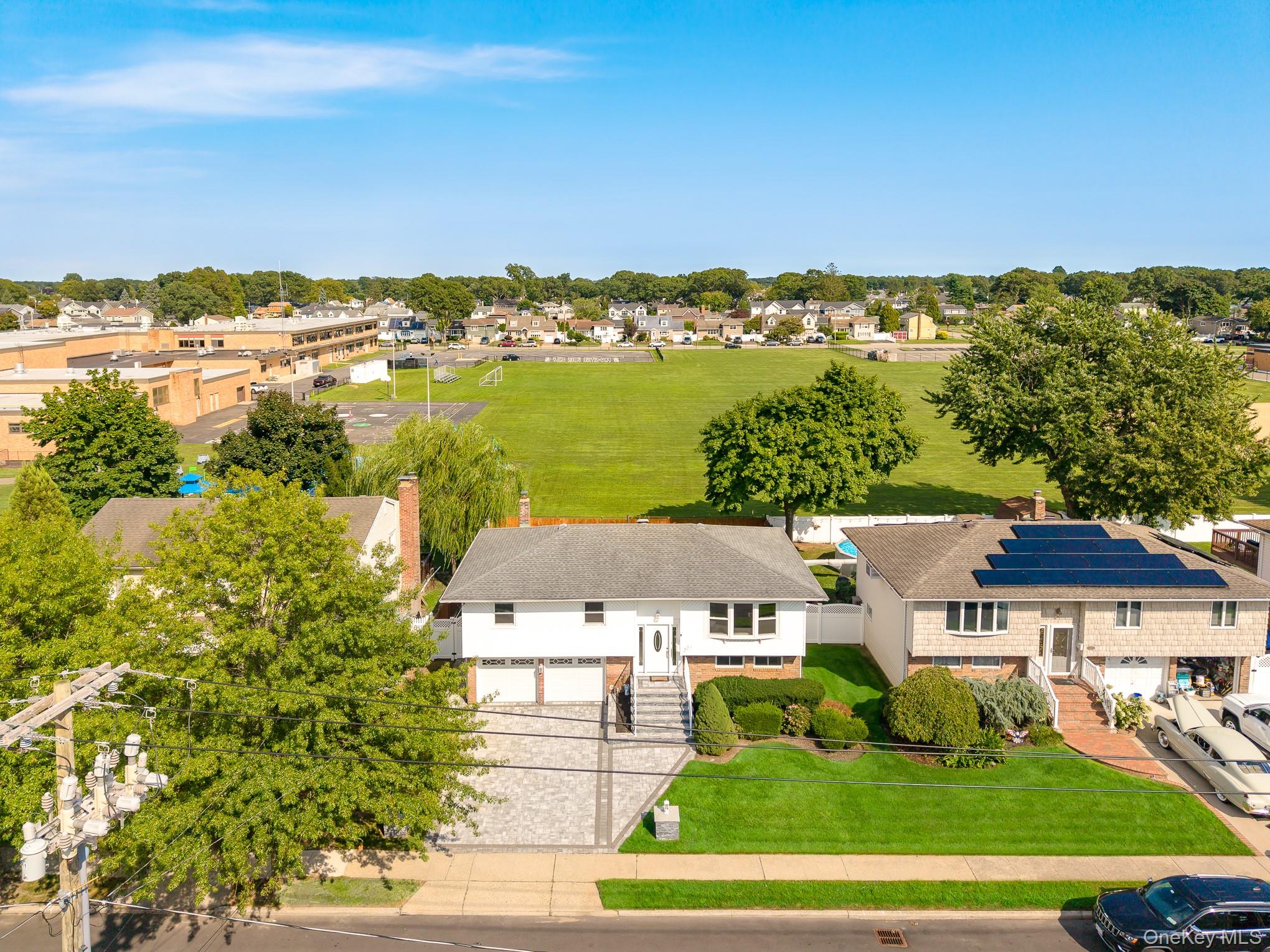 221 Roosevelt Avenue – For Sale photo 45