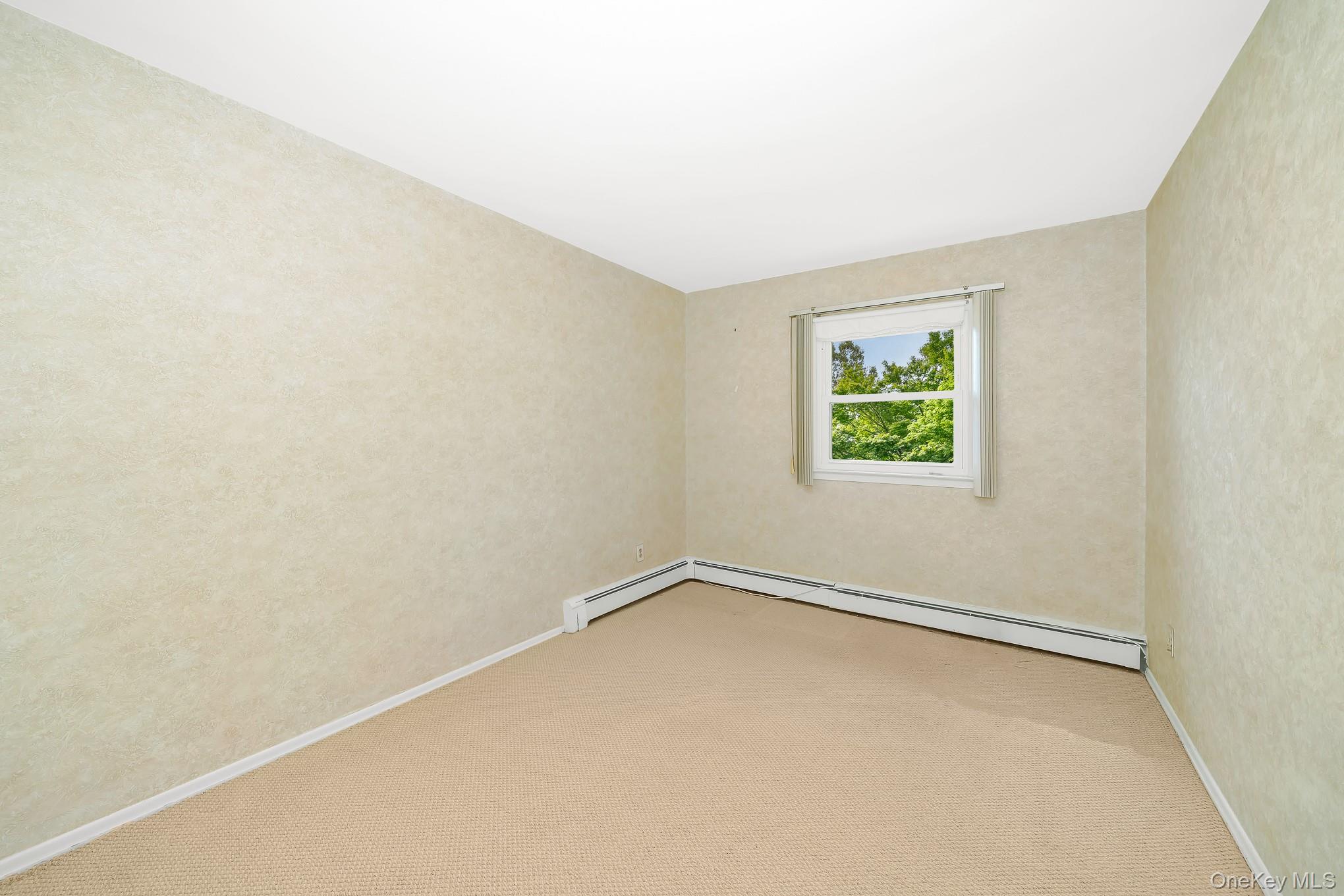 221 Roosevelt Avenue – For Sale photo 22