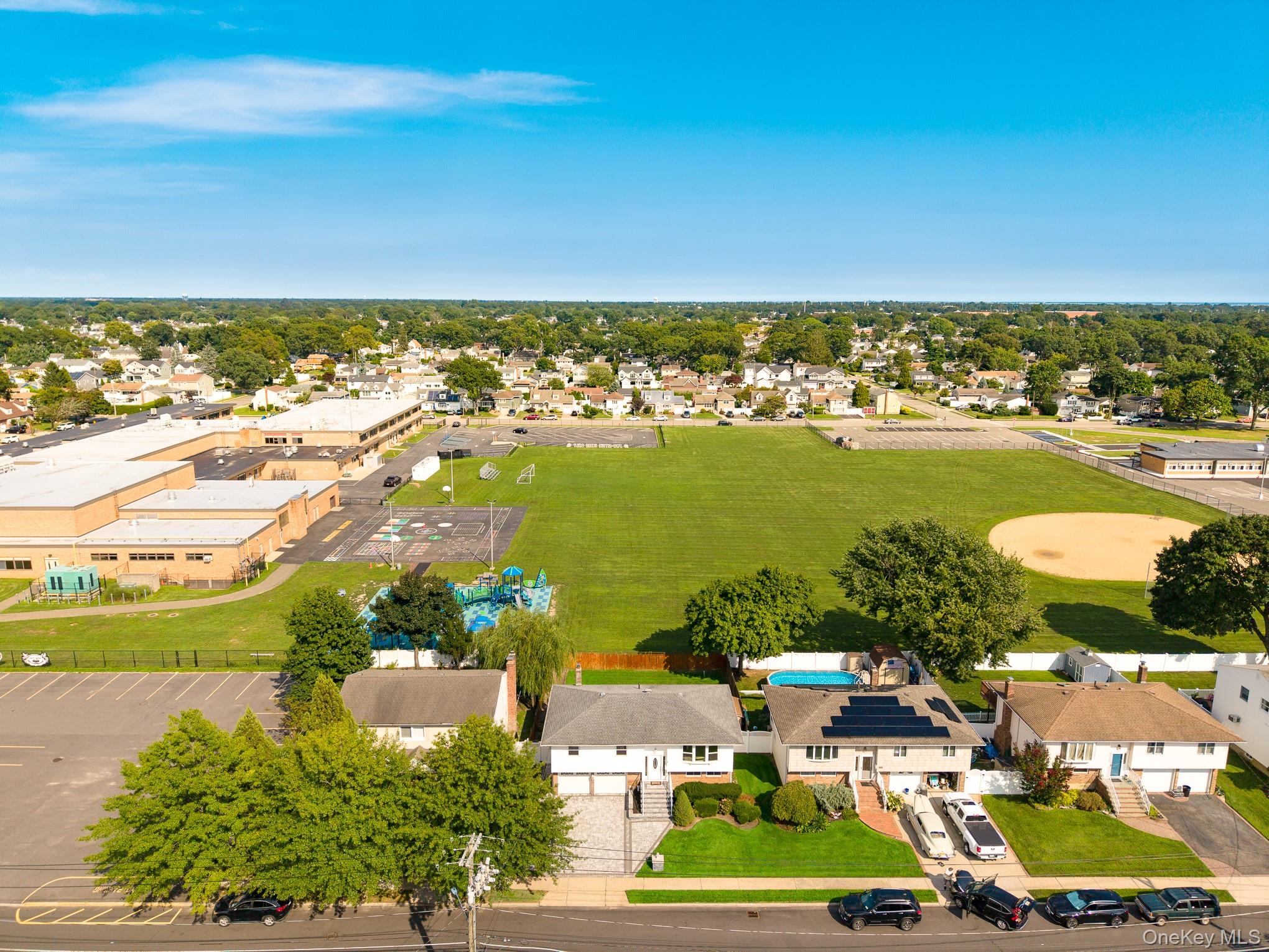 221 Roosevelt Avenue – For Sale photo 46