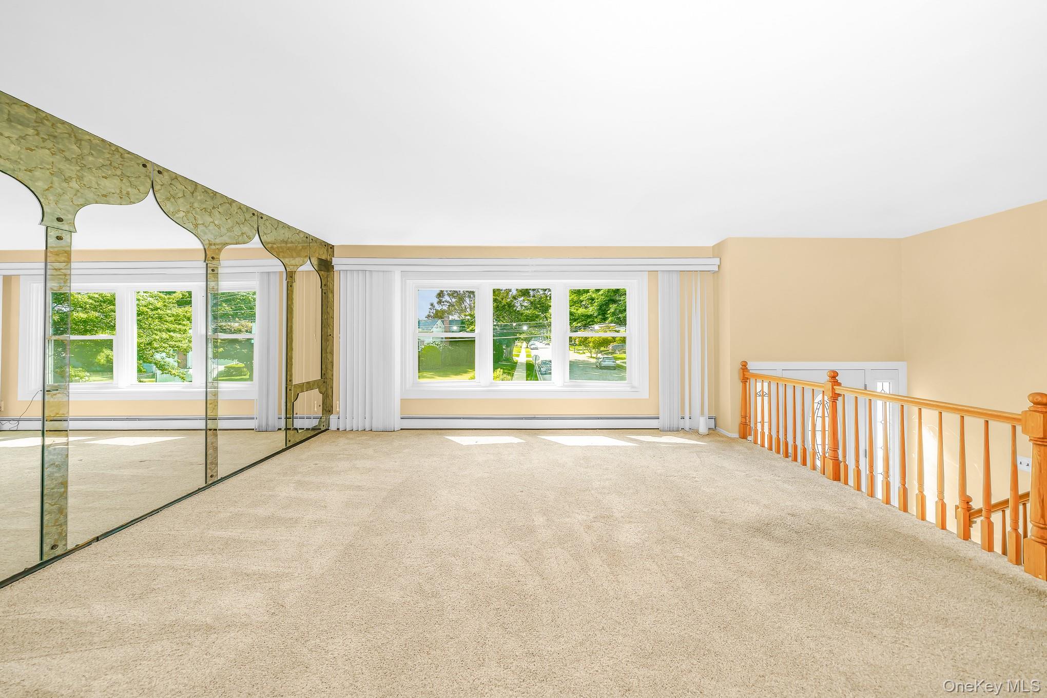 221 Roosevelt Avenue – For Sale photo 8