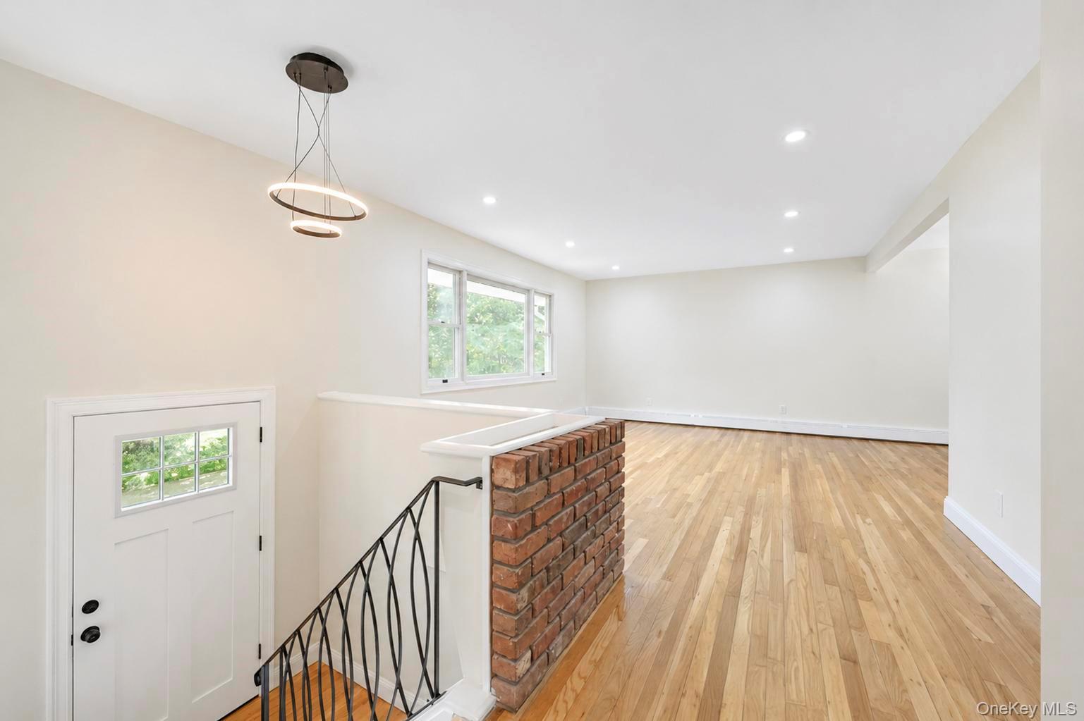 42 Noahs Path – For Sale photo 5