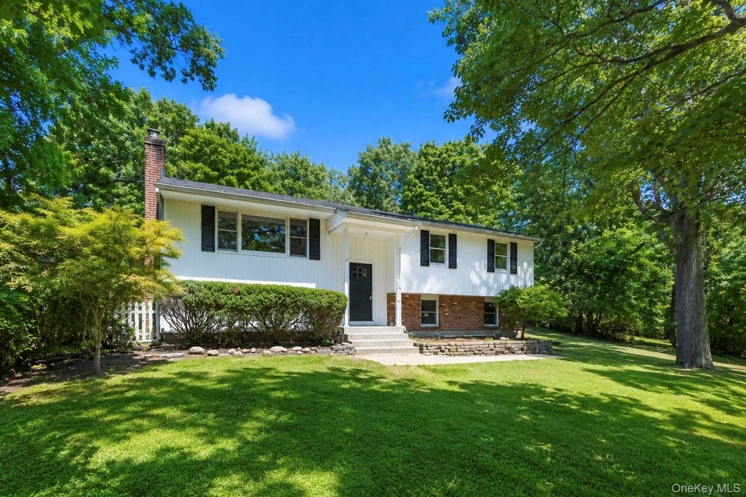 42 Noahs Path – For Sale photo 3