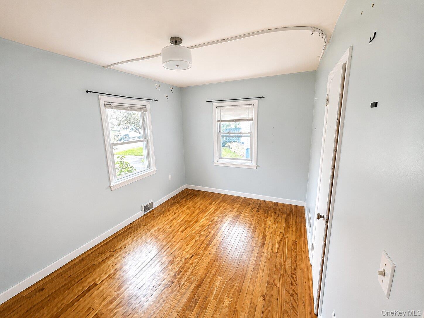 17 Greenview Avenue – For Rent photo 7