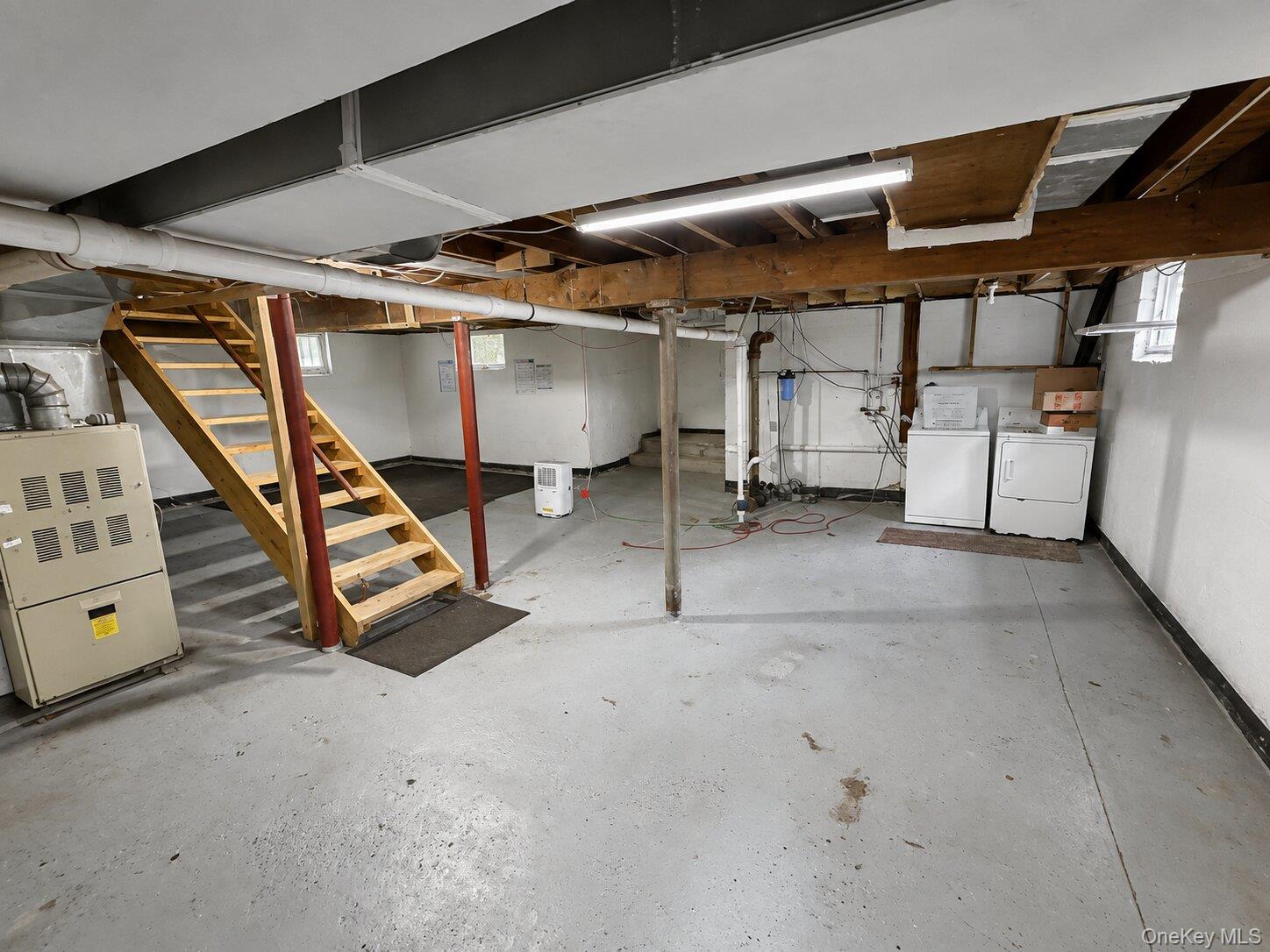 17 Greenview Avenue – For Rent photo 16