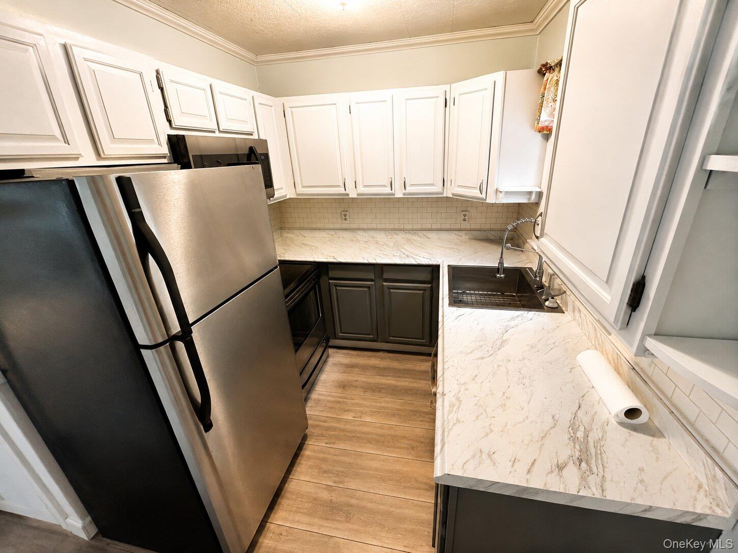 17 Greenview Avenue – For Rent photo 5