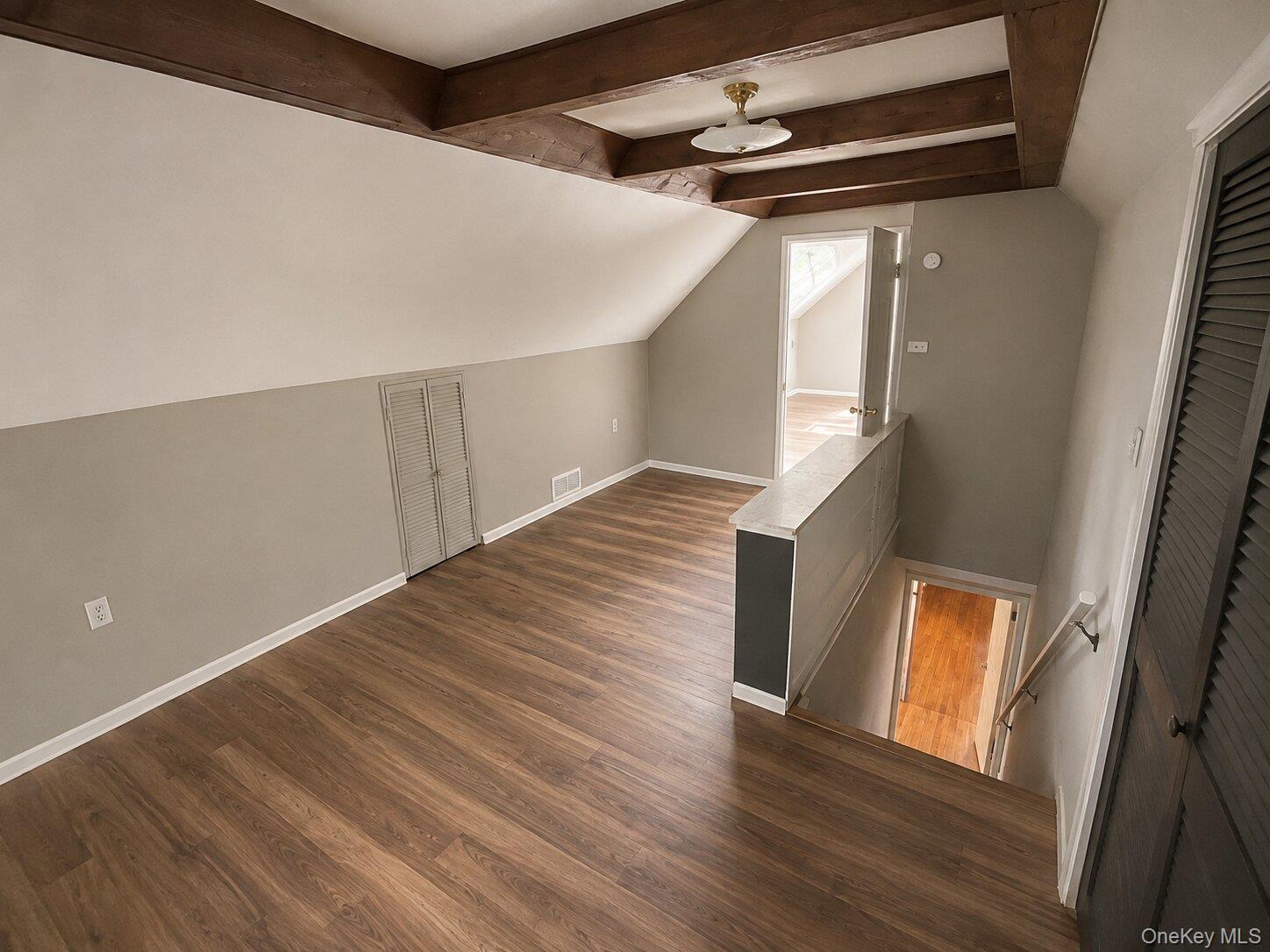 17 Greenview Avenue – For Rent photo 12