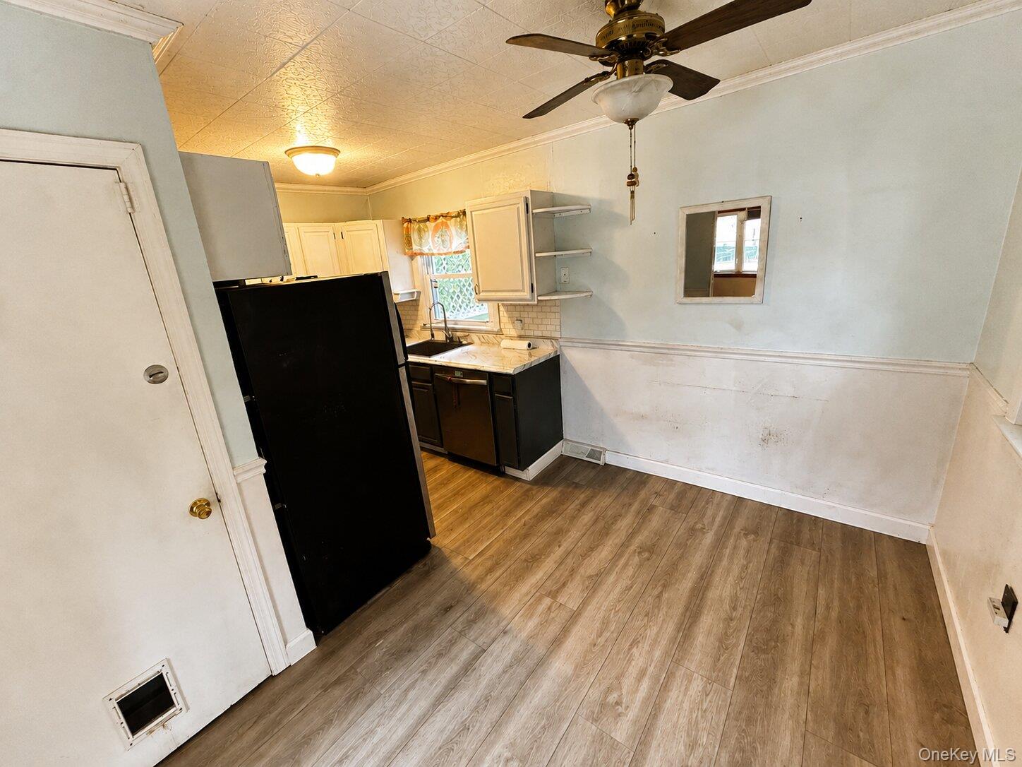 17 Greenview Avenue – For Rent photo 4