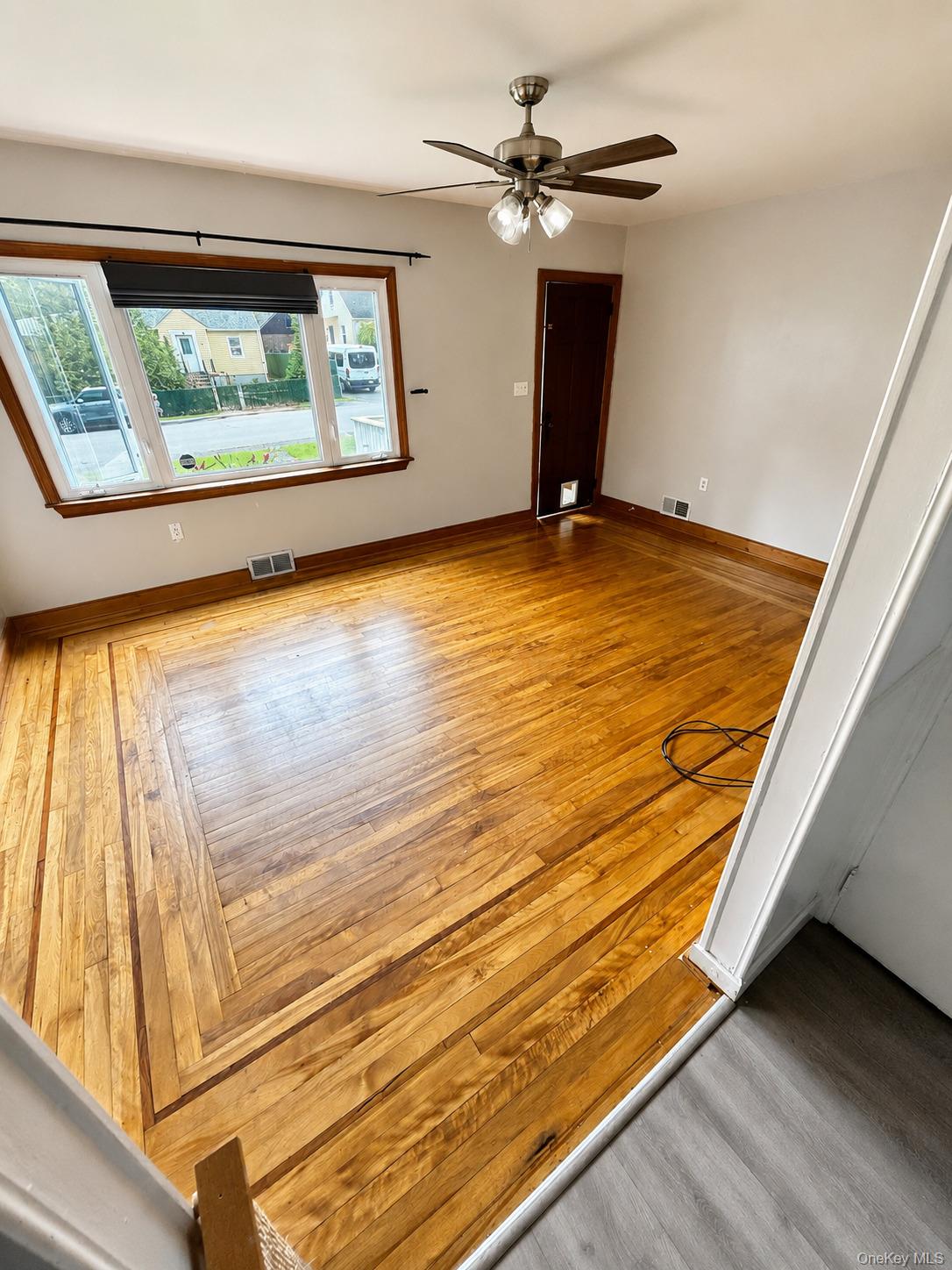 17 Greenview Avenue – For Rent photo 2