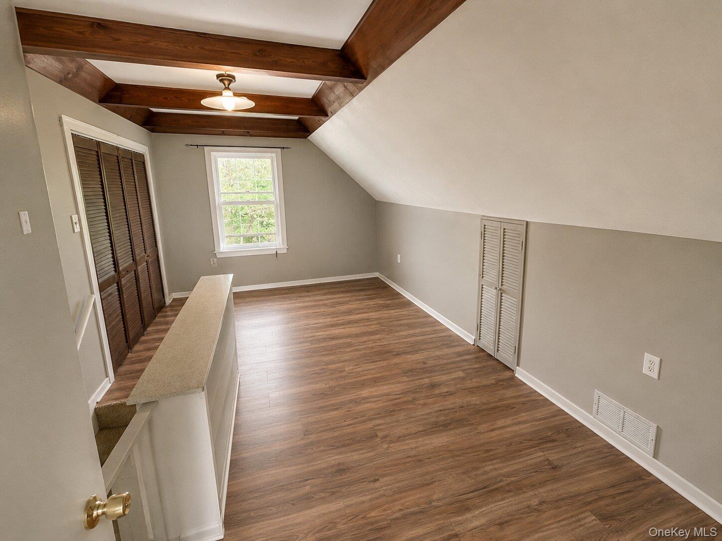 17 Greenview Avenue – For Rent photo 13