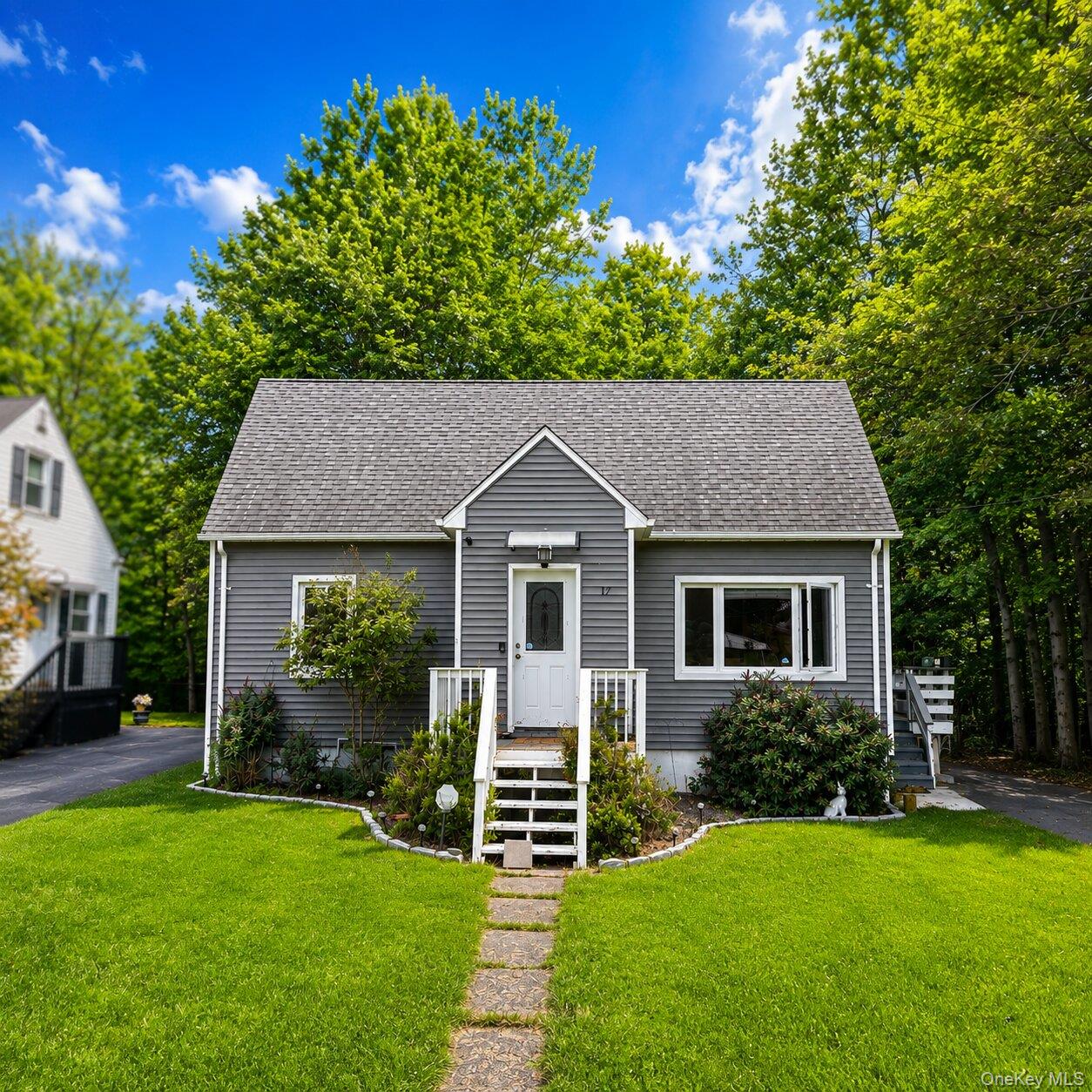 17 Greenview Avenue – For Rent